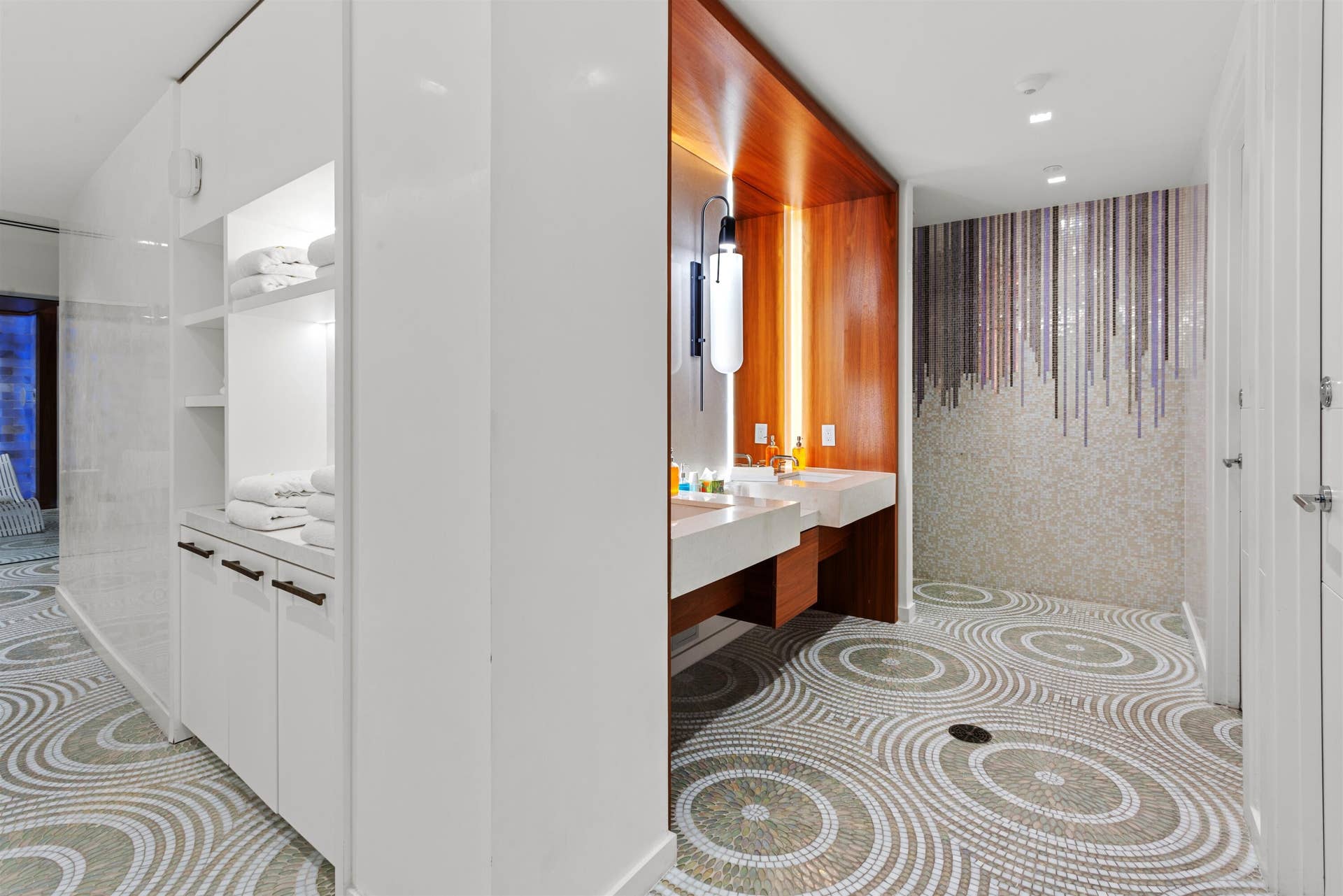 200 SE Mizner Boulevard, #410, Boca Raton, FL 33432 SPA