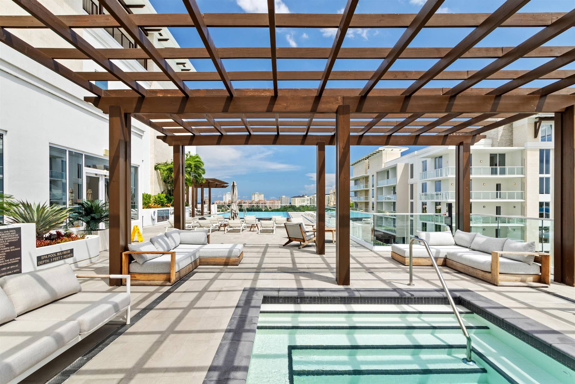 200 SE Mizner Boulevard, #410, Boca Raton, FL 33432 ROOFTOP POOL LOUNGE