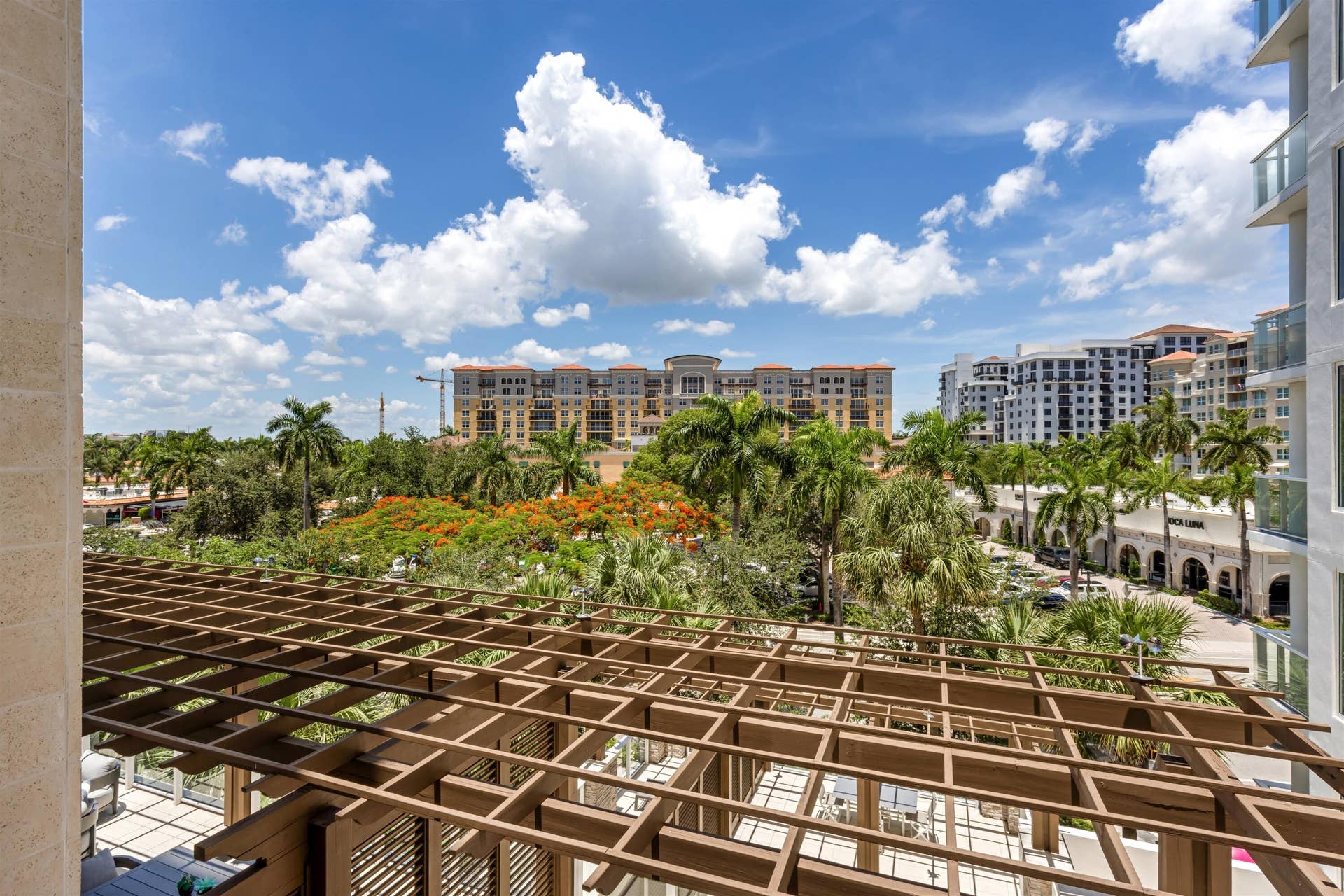 200 SE Mizner Boulevard, #410, Boca Raton, FL 33432 BALCONY_VIEW