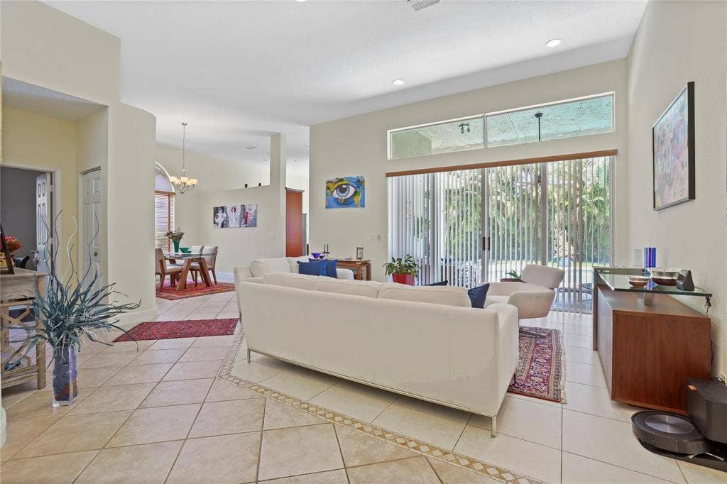 6421 NW 41st Street, Coral Springs, Coral Springs, FL 33067 GetMedia (5)