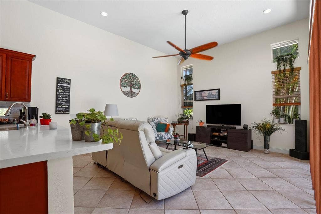 6421 NW 41st Street, Coral Springs, Coral Springs, FL 33067 GetMedia (11)