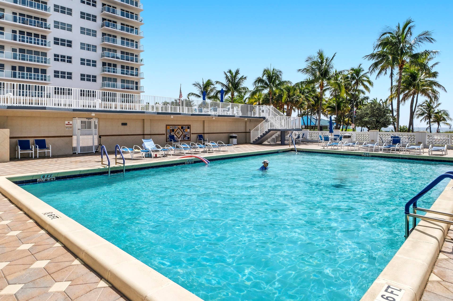 R_F033