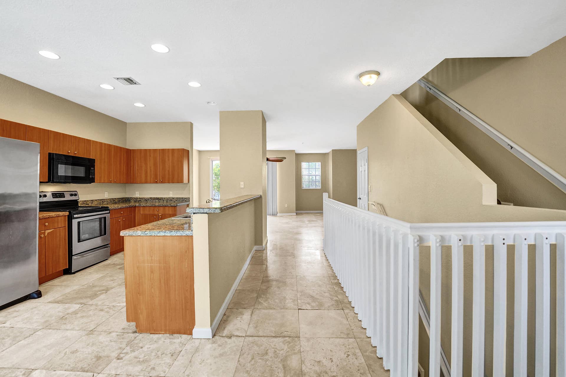 2725 NE 8th Avenue, #104, Wilton Manors, FL 33334 DSC01507