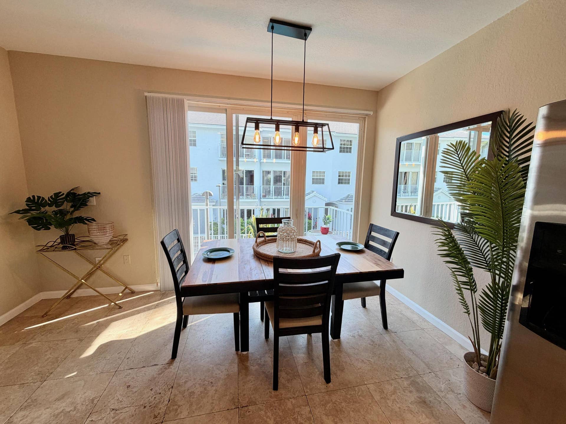 2725 NE 8th Avenue, #104, Wilton Manors, FL 33334 IMG_0011