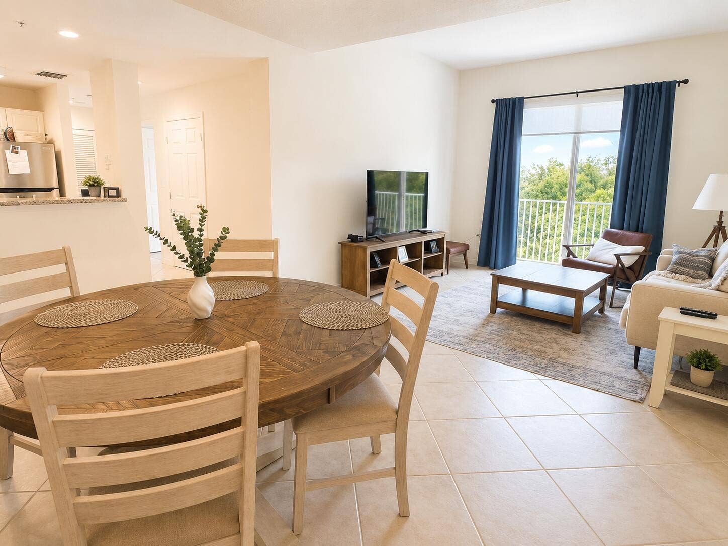 living dining kitchen