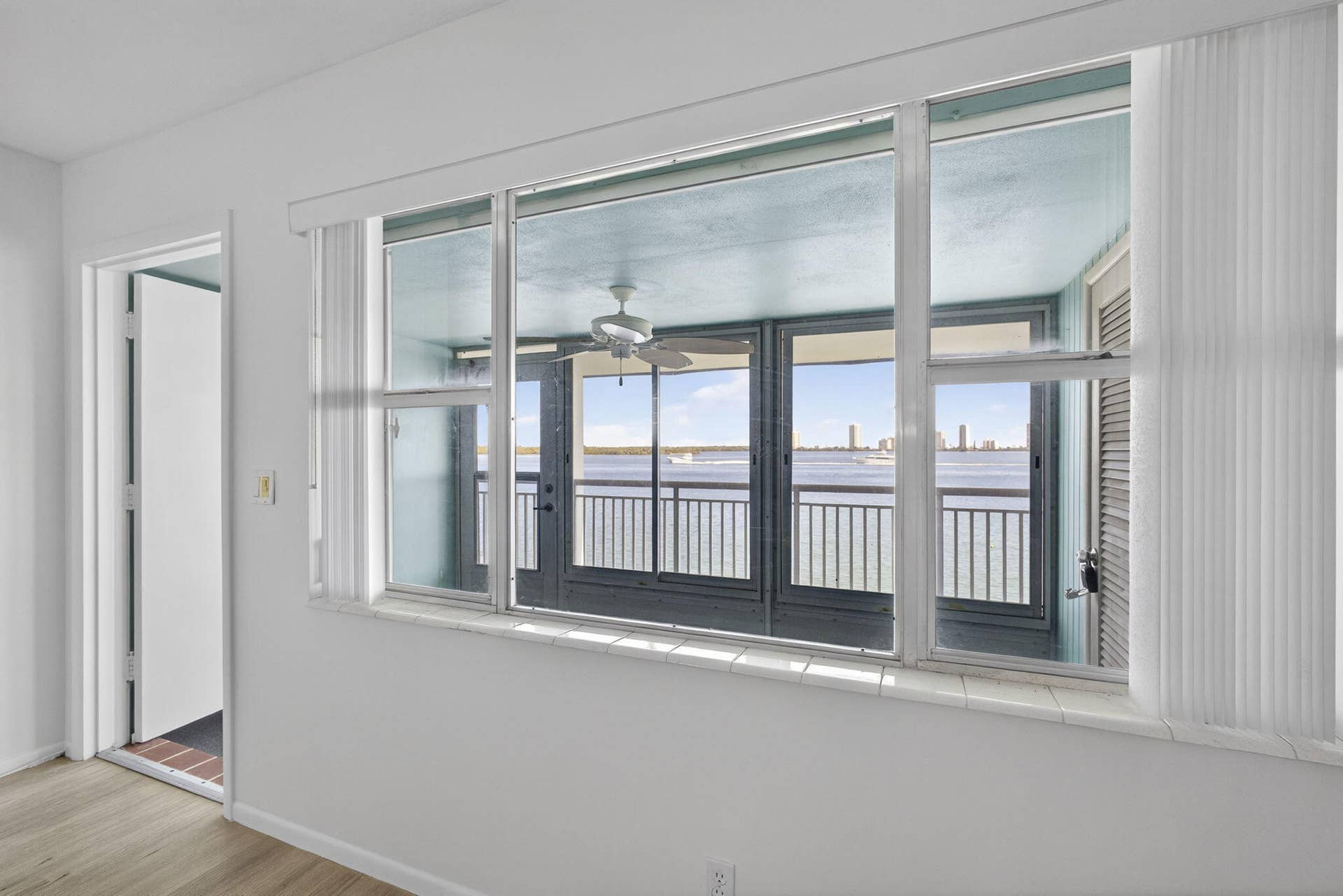 100 Shore Court, #307, North Palm Beach, FL 33408 living room views