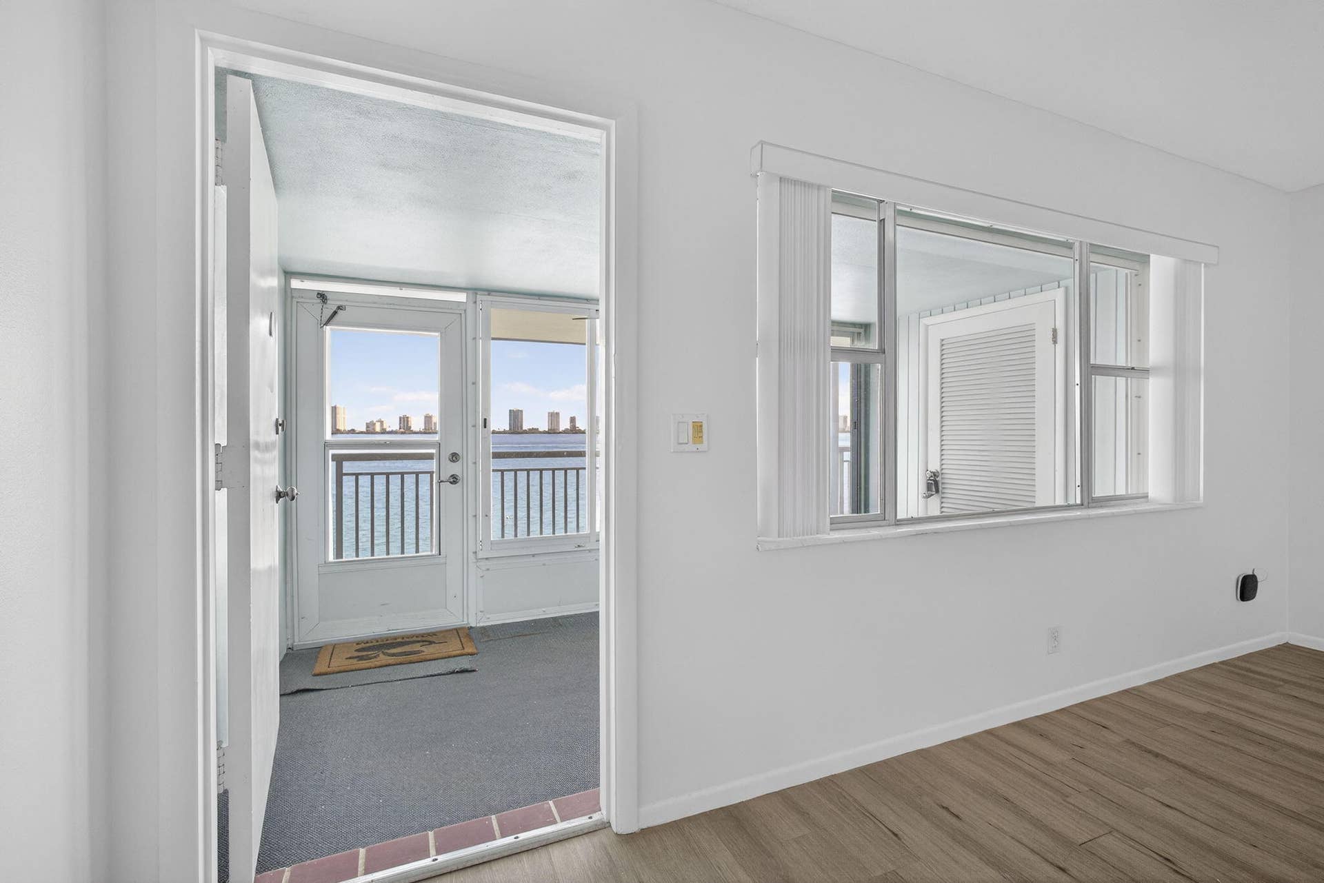 100 Shore Court, #307, North Palm Beach, FL 33408 entrance
