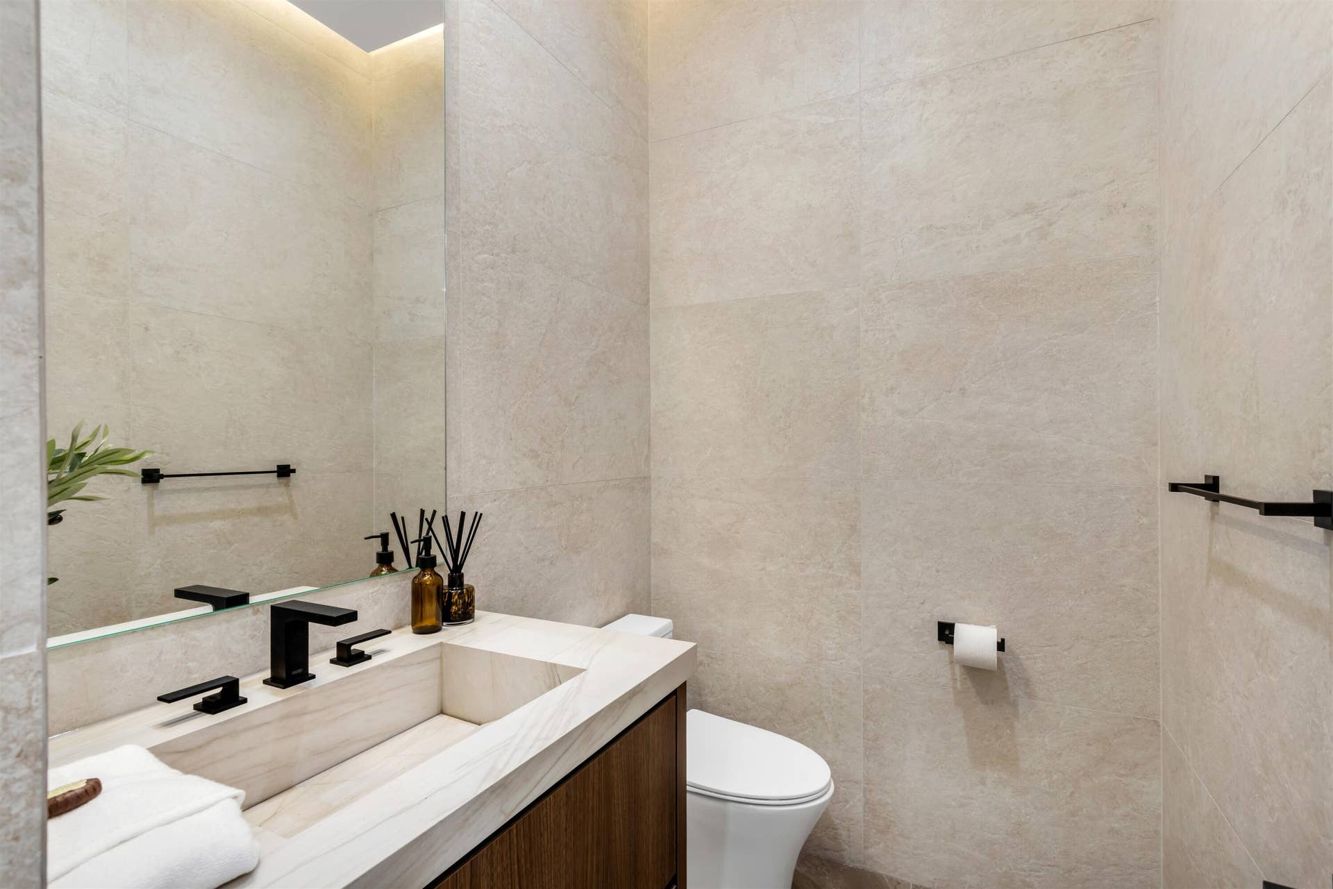 POWDER_ROOM