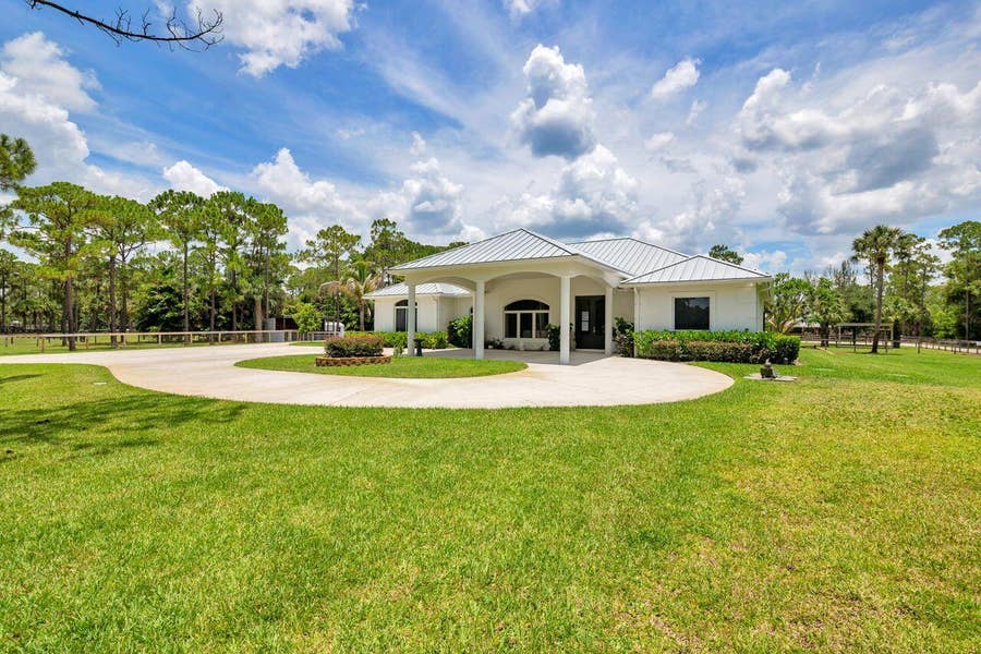 Property photo for 14819 Broken Arrow Place, Palm Beach Gardens, FL