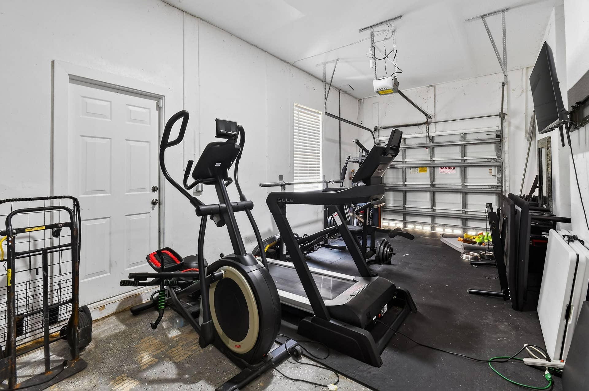 700 Cresta Circle, West Palm Beach, FL 33413 700CrestaCir(64)