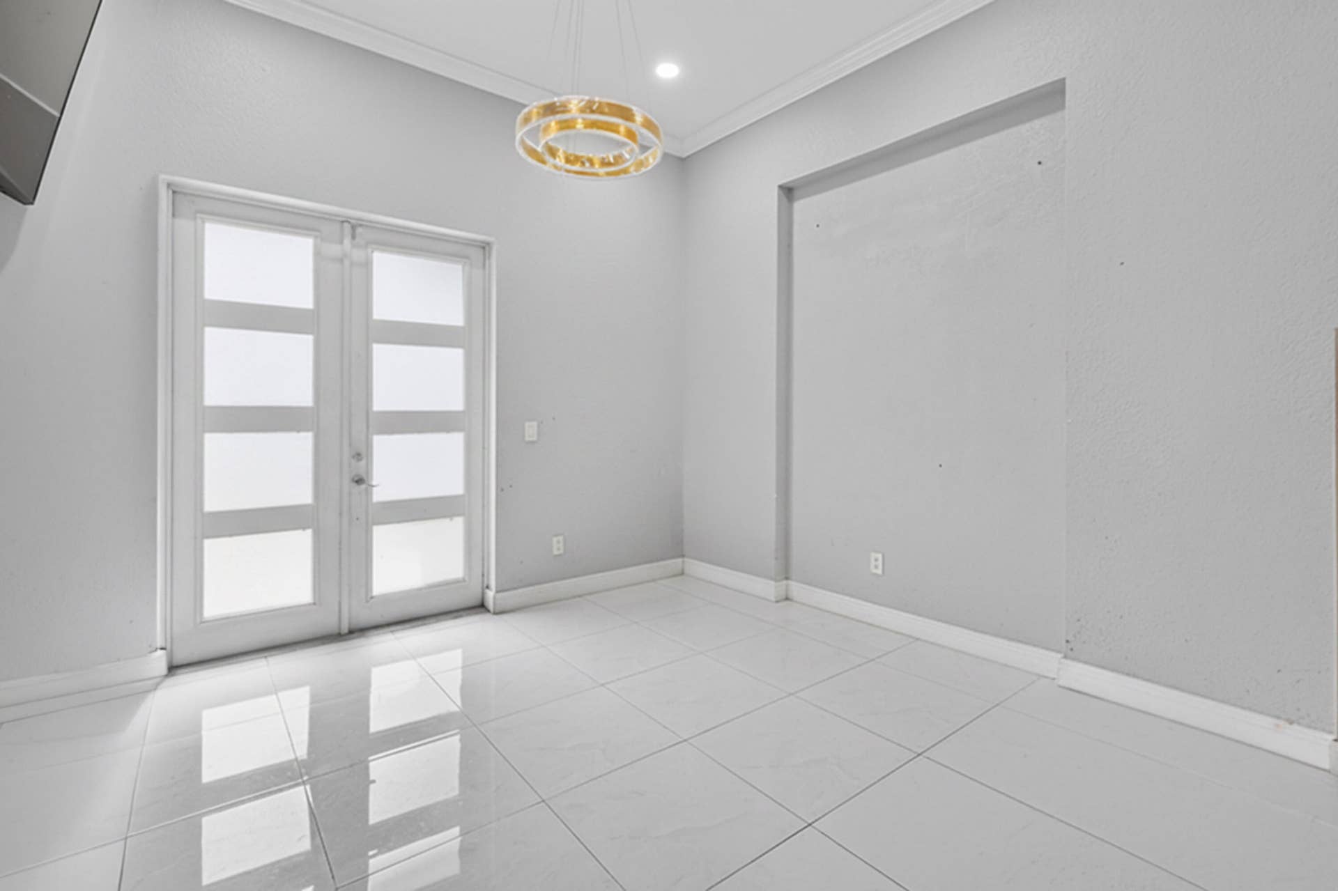 700 Cresta Circle, West Palm Beach, FL 33413 first floor bedroom
