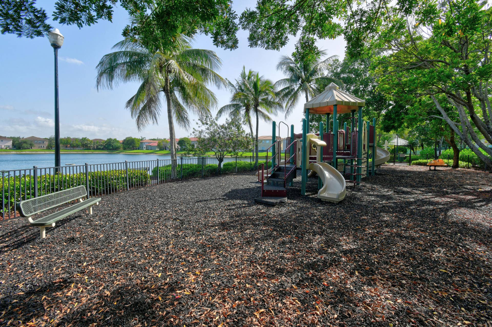 700 Cresta Circle, West Palm Beach, FL 33413 700CrestaCir(74)