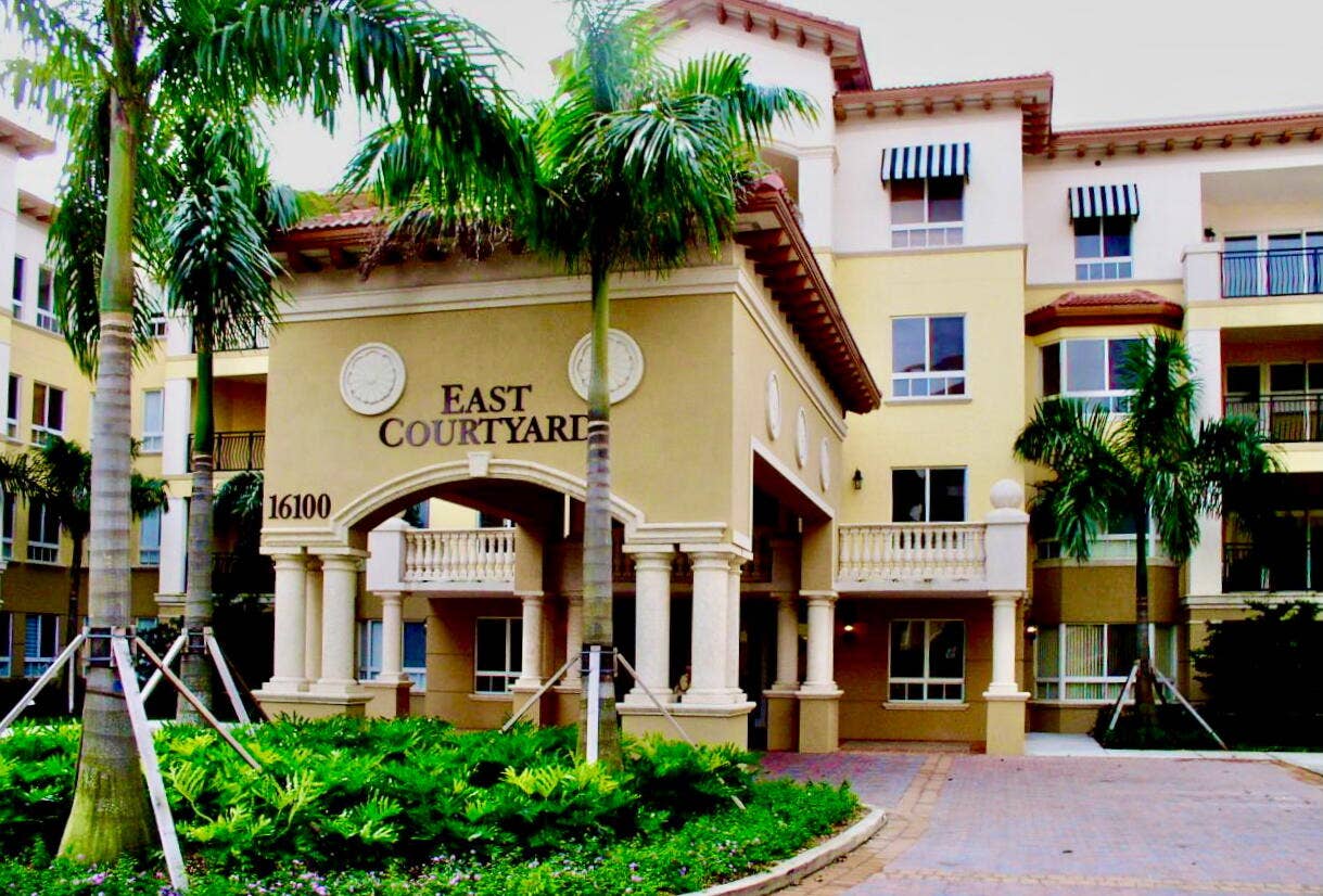 16100 Emerald Estates Drive, #389, Weston, FL 33331 389-6