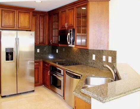 16100 Emerald Estates Drive, #389, Weston, FL 33331 389-2