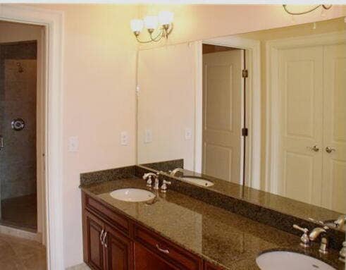 16100 Emerald Estates Drive, #389, Weston, FL 33331 389-4