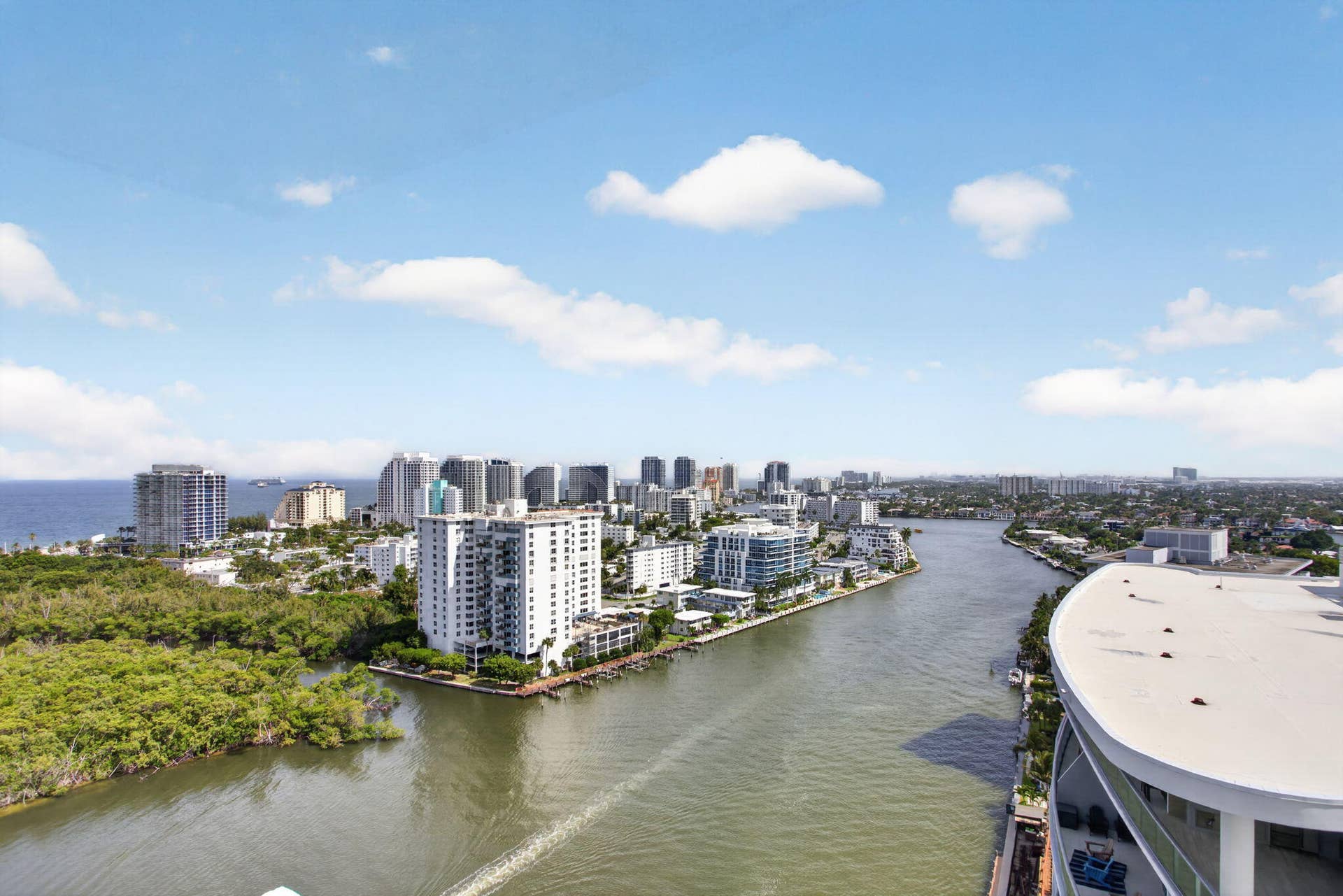 936 Intracoastal Drive, #16e, Fort Lauderdale, FL 33304 56-web-or-mls-936-8138