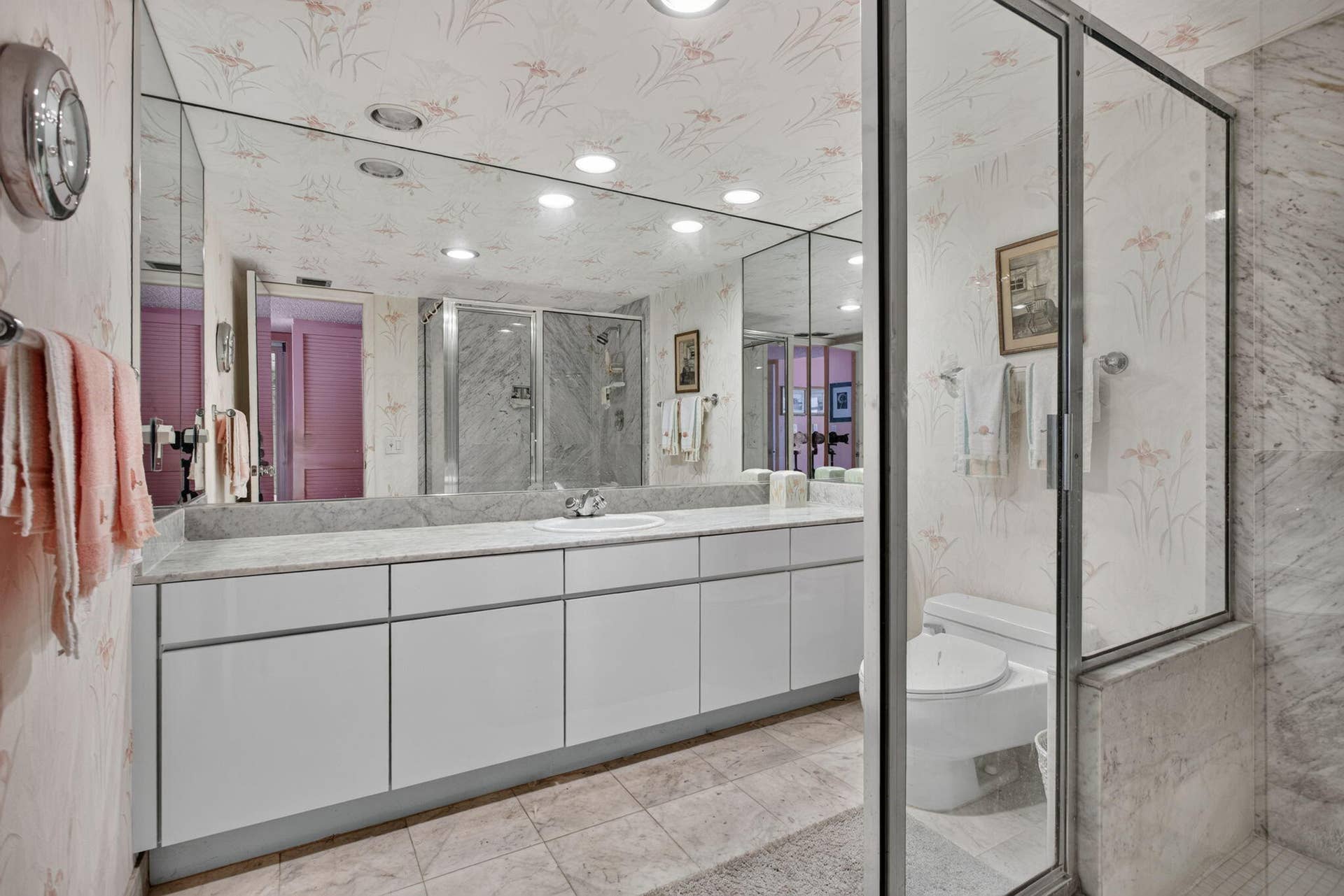 936 Intracoastal Drive, #16e, Fort Lauderdale, FL 33304 39-web-or-mls-936-8048