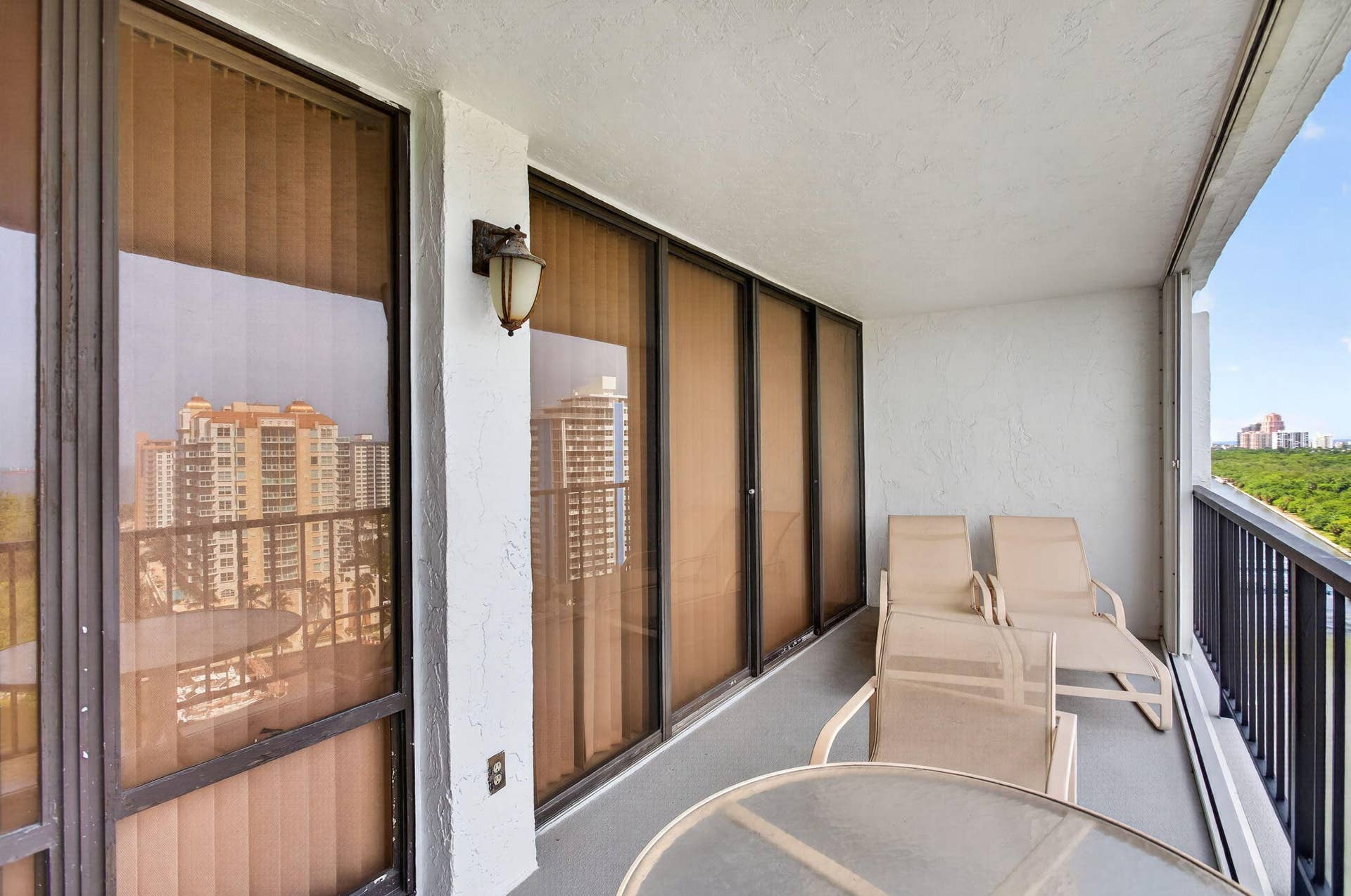 936 Intracoastal Drive, #16e, Fort Lauderdale, FL 33304 26-web-or-mls-936-7981