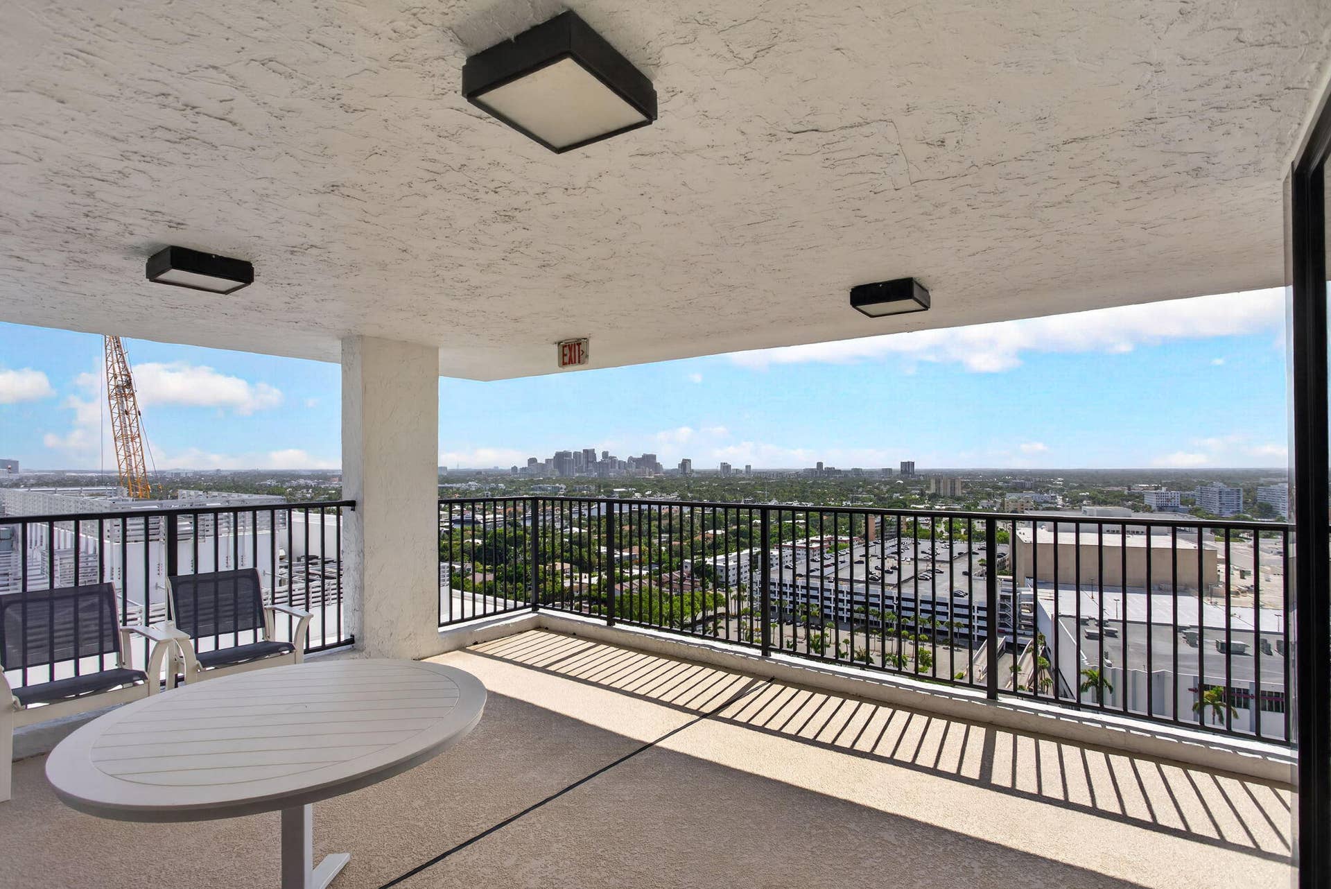 936 Intracoastal Drive, #16e, Fort Lauderdale, FL 33304 54-web-or-mls-936-8130