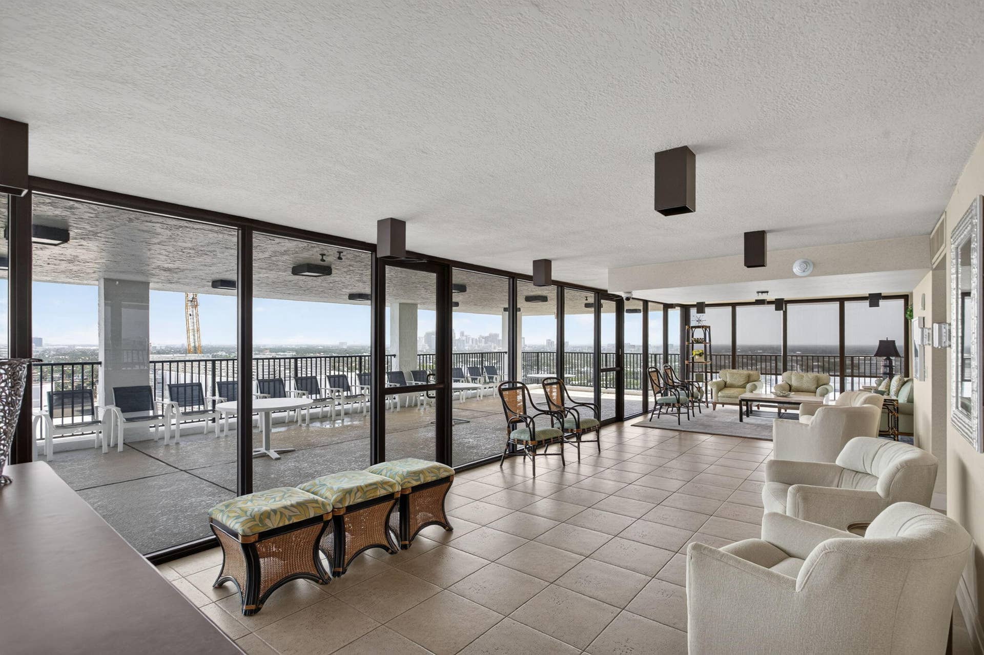 936 Intracoastal Drive, #16e, Fort Lauderdale, FL 33304 51-web-or-mls-936-8111