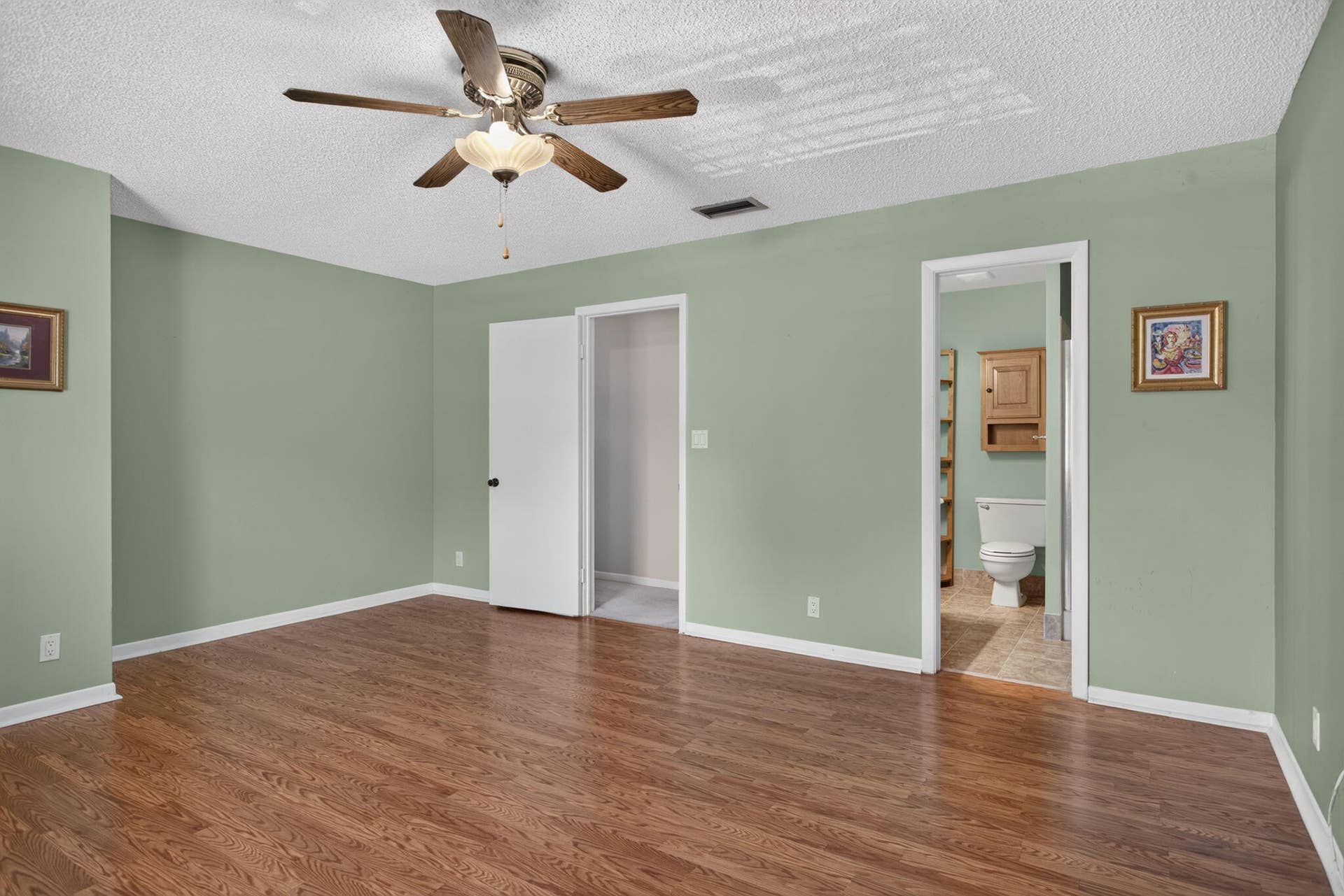 Master Bedroom Suite