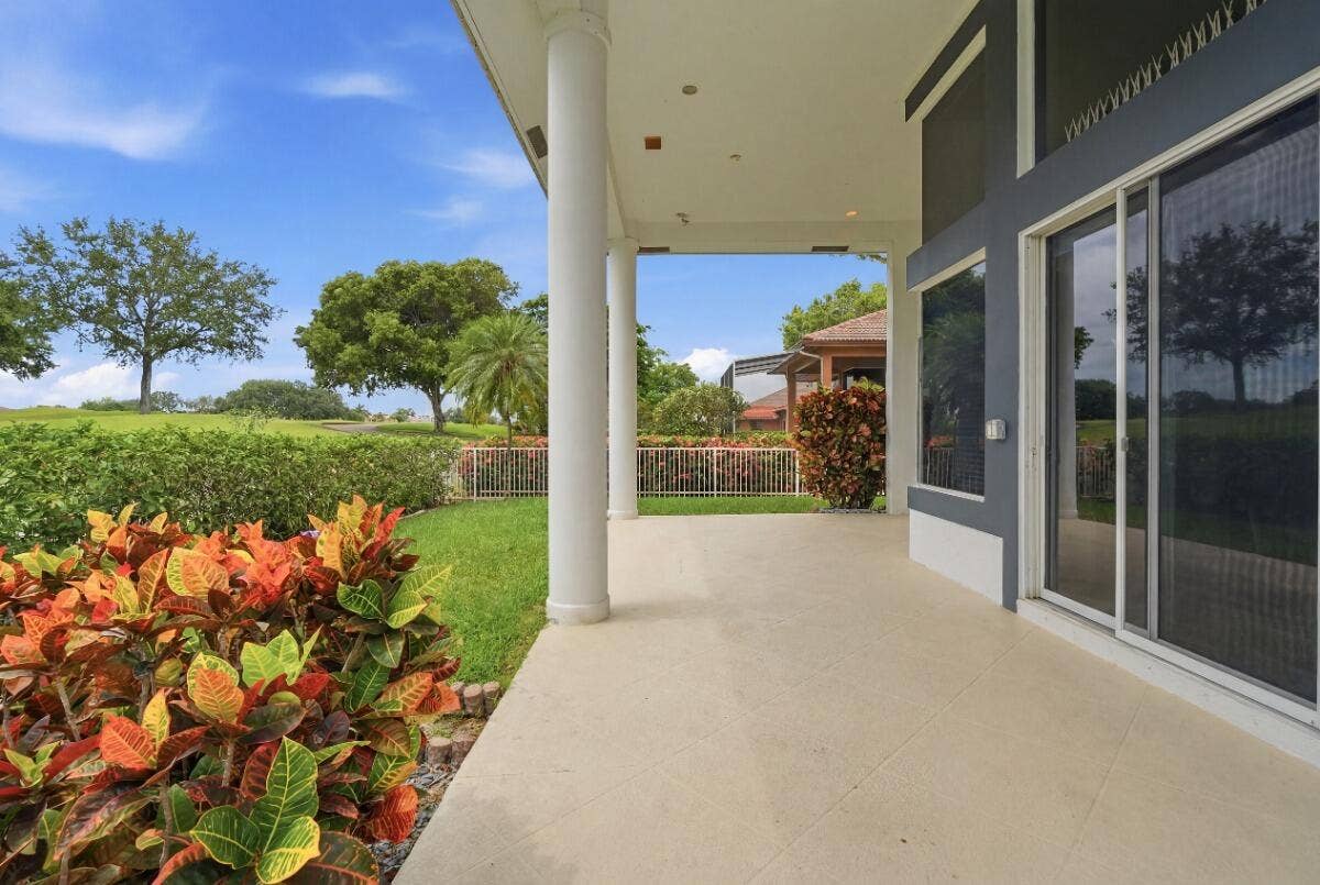 1716 NW 124th Way, Coral Springs, FL 33071 004_DSC04790_reedit_c49064a2_MLS