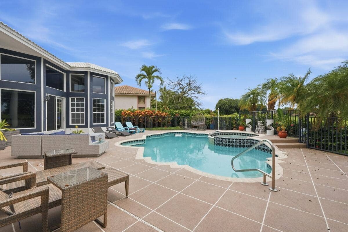 1716 NW 124th Way, Coral Springs, FL 33071 064_DSC04784_autoremove_45215118_MLS