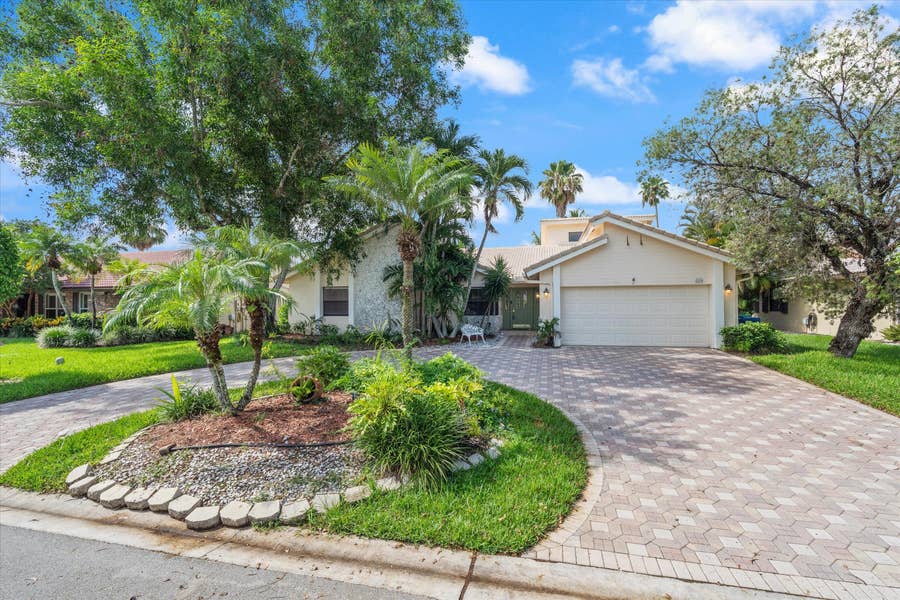 Property photo for 8660 NW 54th Street, Coral Springs, FL