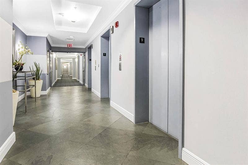 5th floor hallway