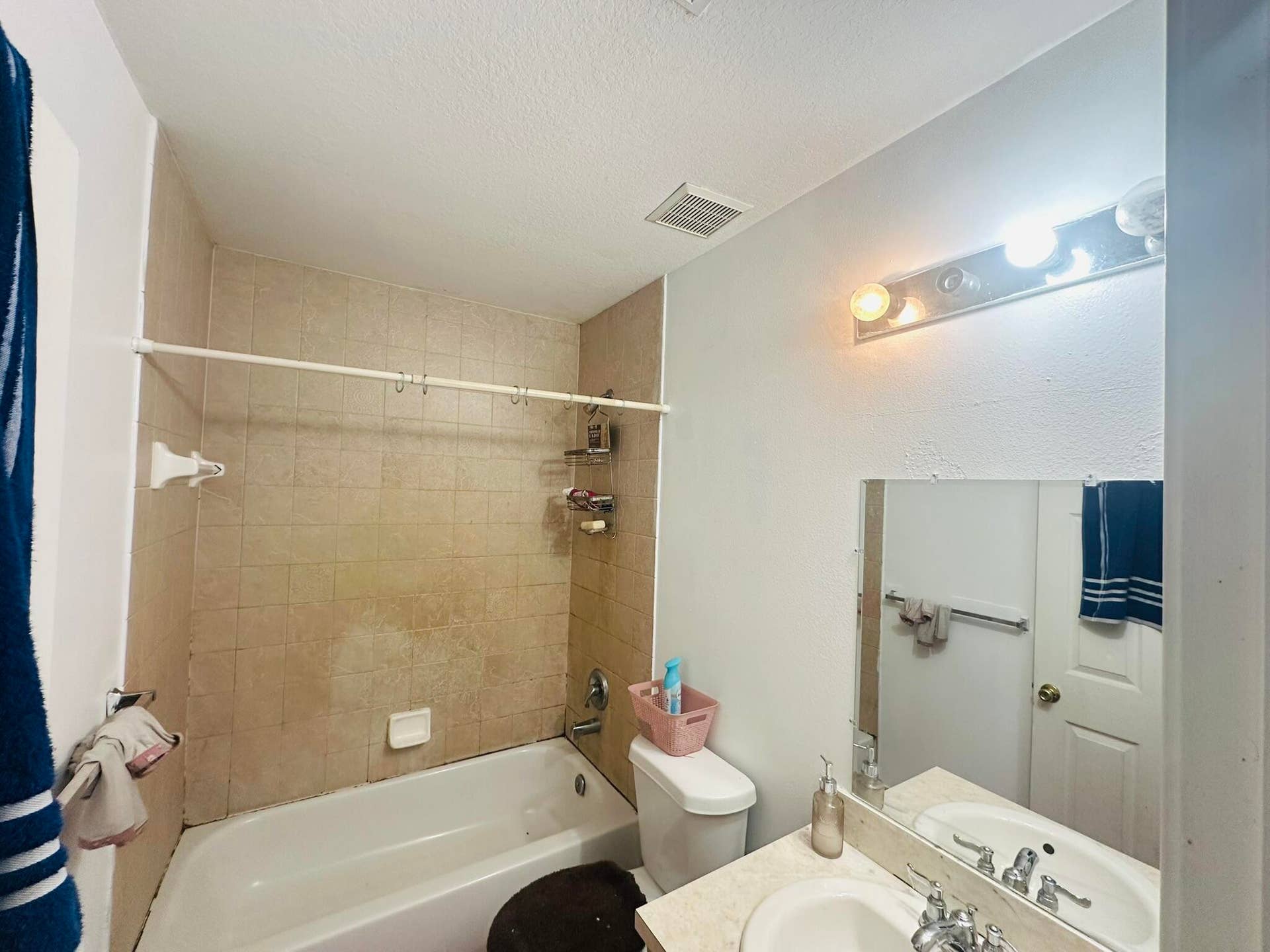 8023 Big Pine Way, Riviera Beach, FL 33407 IMG_8790