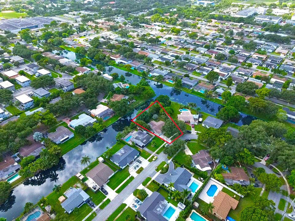 5288 SW 92nd Terrace, Cooper City, FL 33328 34