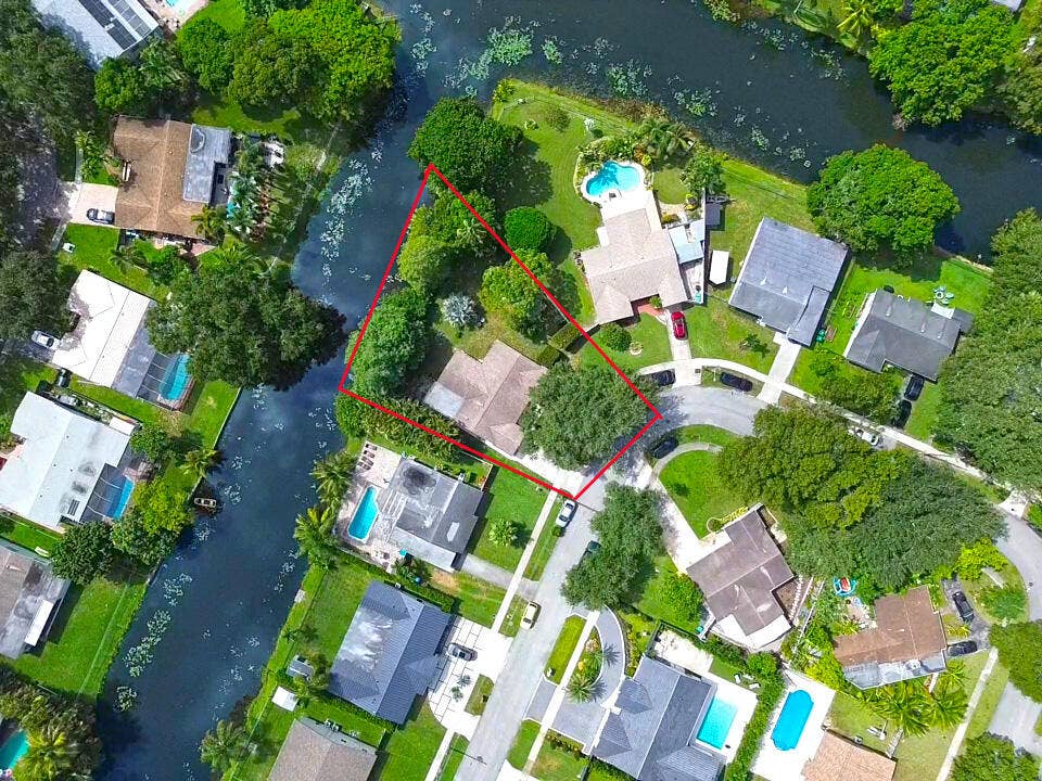 5288 SW 92nd Terrace, Cooper City, FL 33328 32