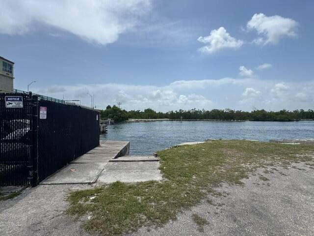 Property photo for 0 N Ocean Drive N, Hollywood, FL