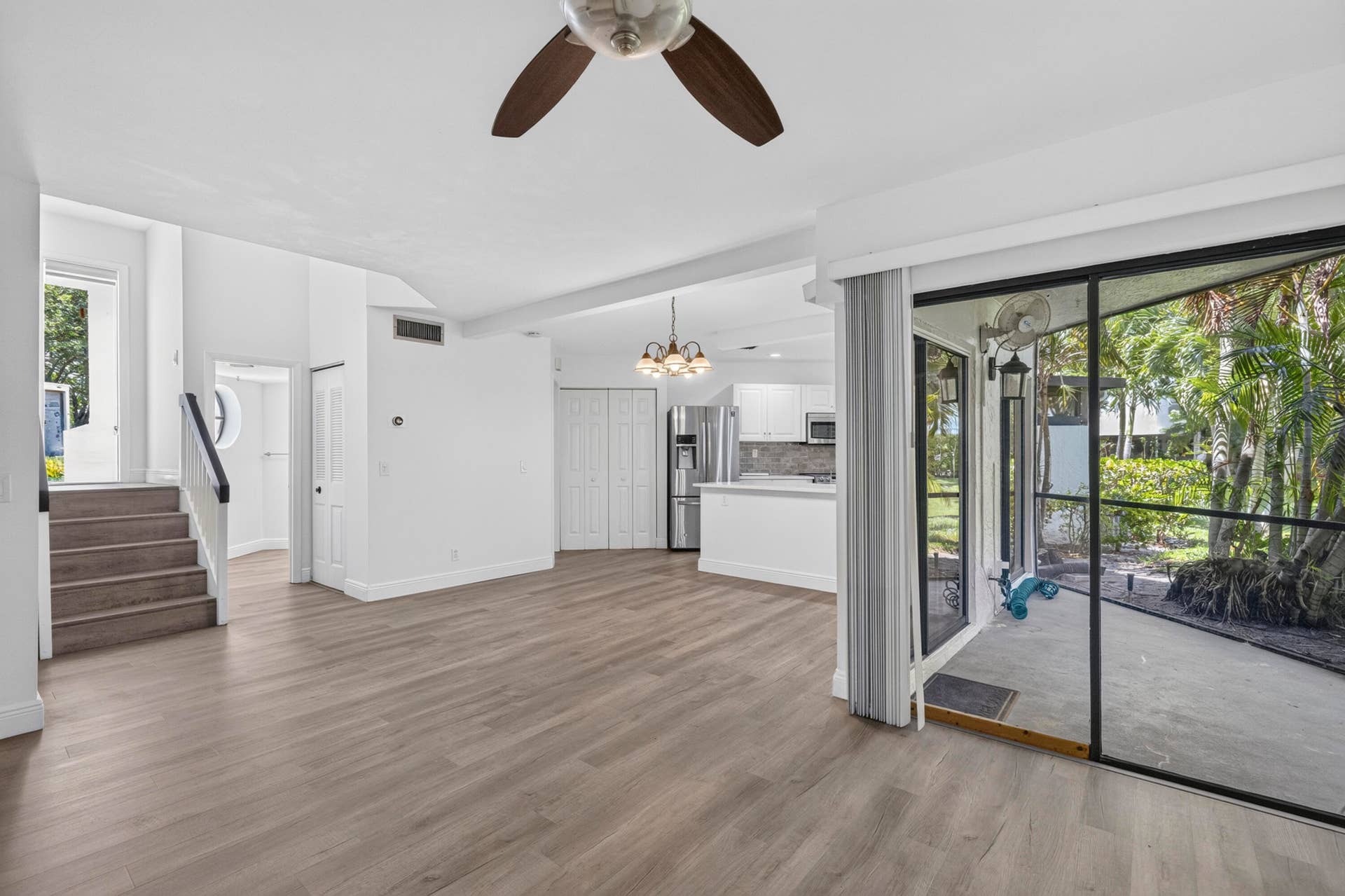 223 NW 36th Avenue, Deerfield Beach, FL 33442 06-8I8A0881
