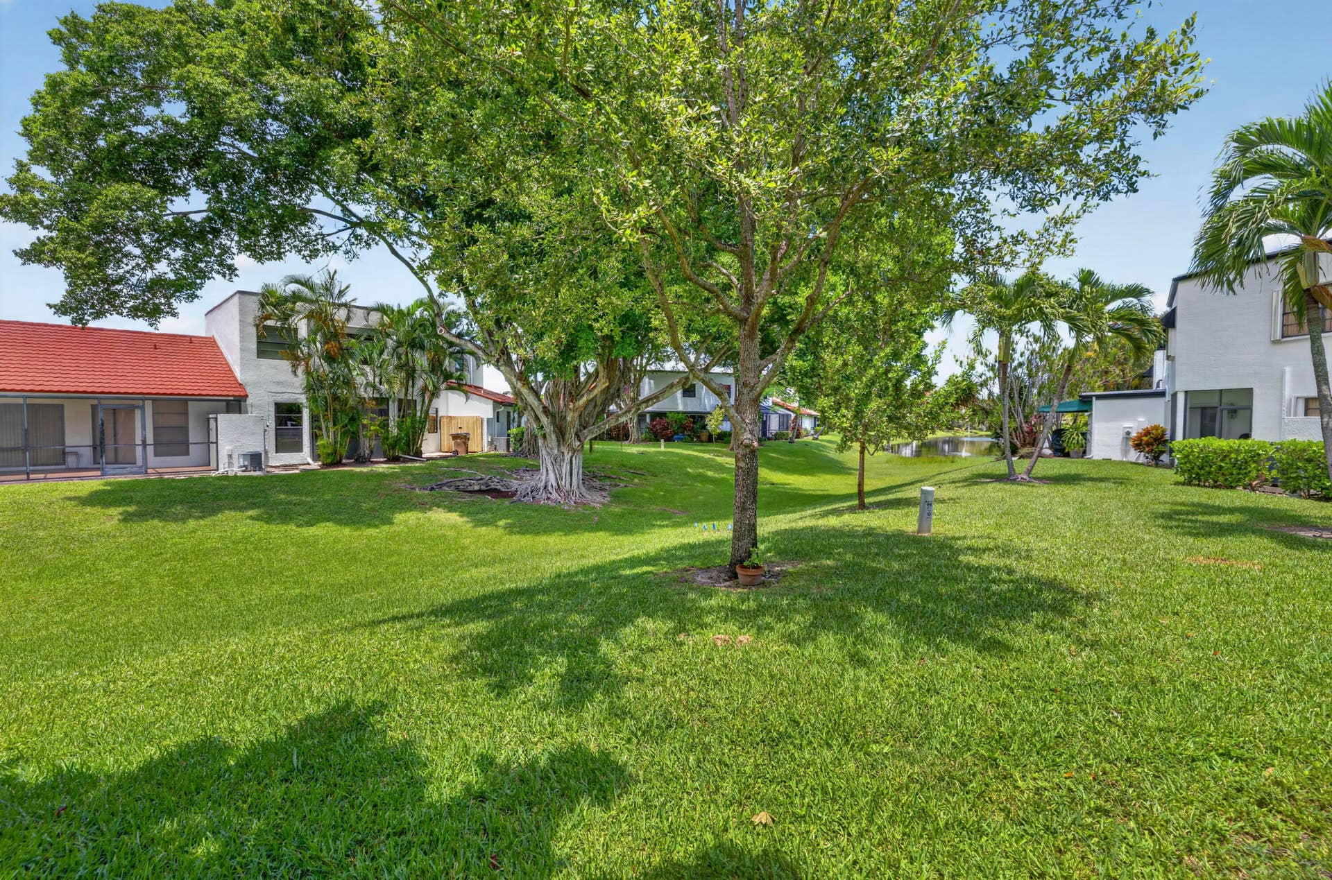 223 NW 36th Avenue, Deerfield Beach, FL 33442 28-8I8A0981
