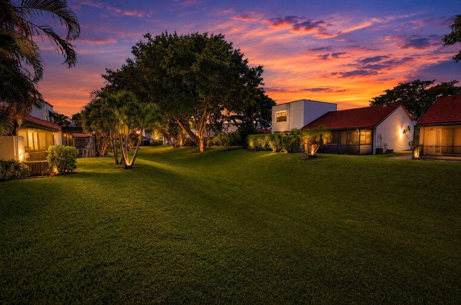 223 NW 36th Avenue, Deerfield Beach, FL 33442 YARD DUSK