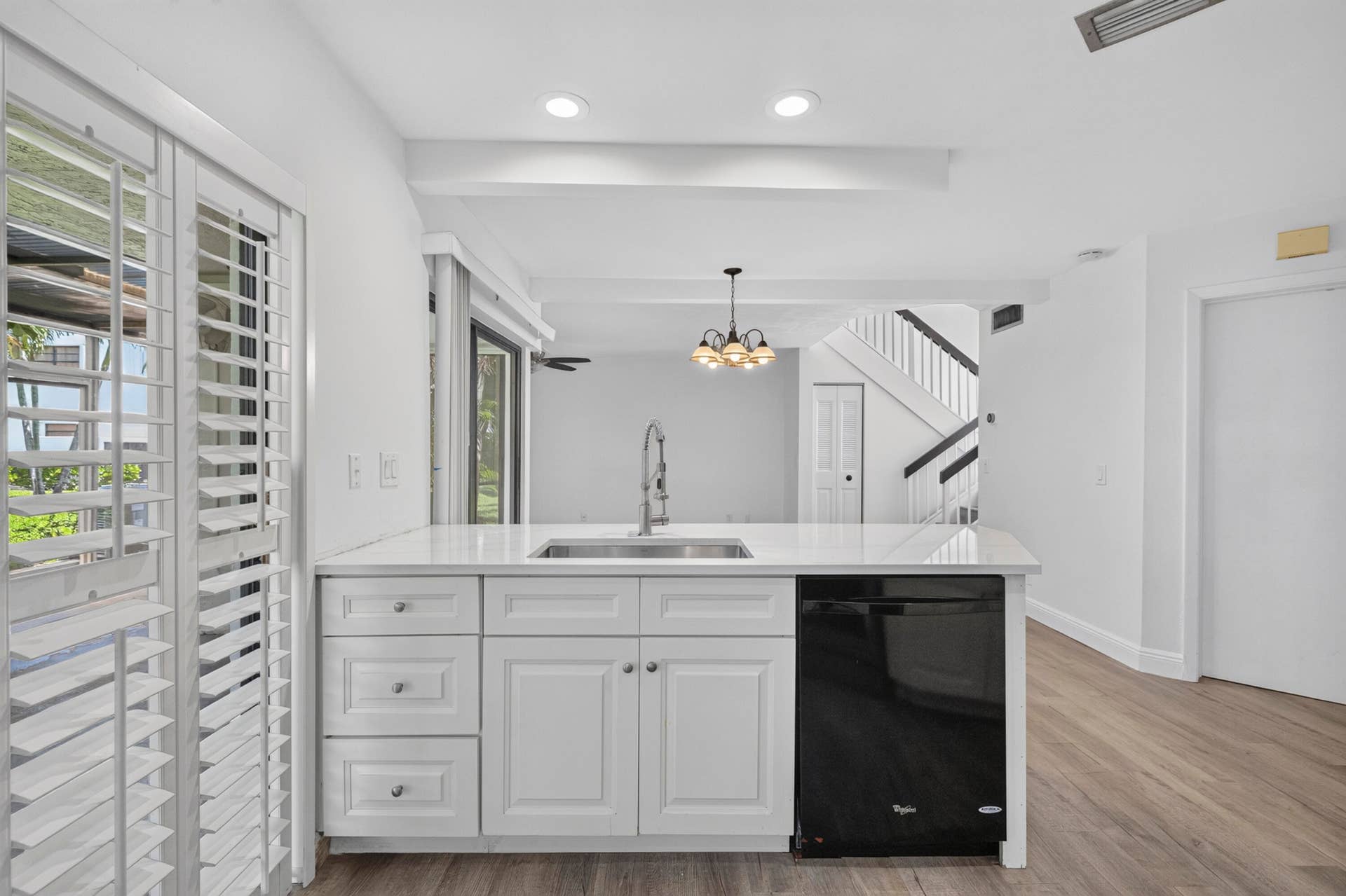 223 NW 36th Avenue, Deerfield Beach, FL 33442 10-8I8A0867
