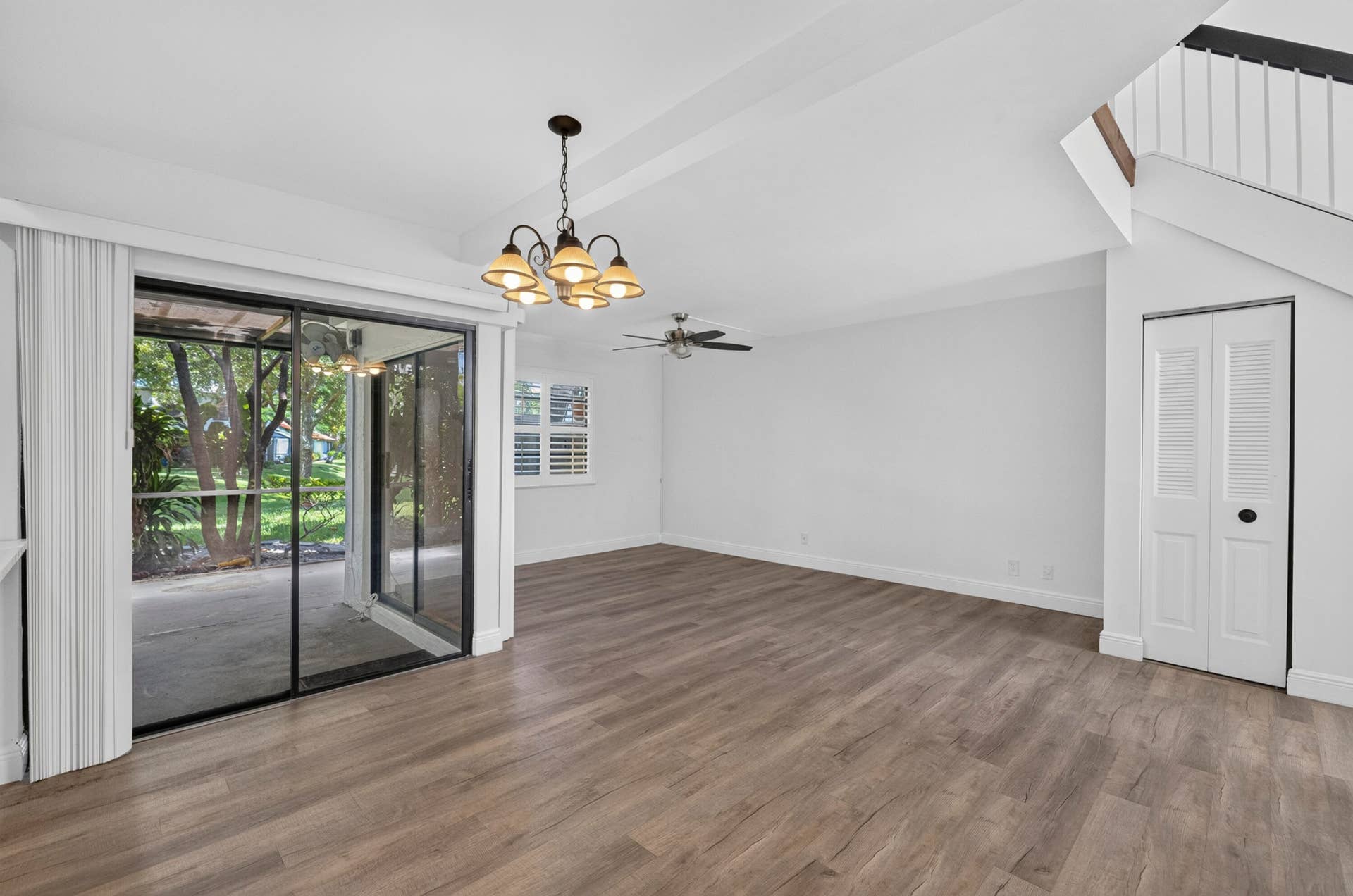 223 NW 36th Avenue, Deerfield Beach, FL 33442 05-8I8A0853