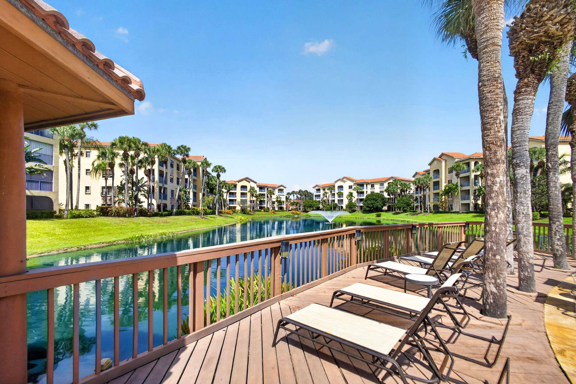 700 Uno Lago Drive, #403, Juno Beach, FL 33408 Lagoon Pool Area