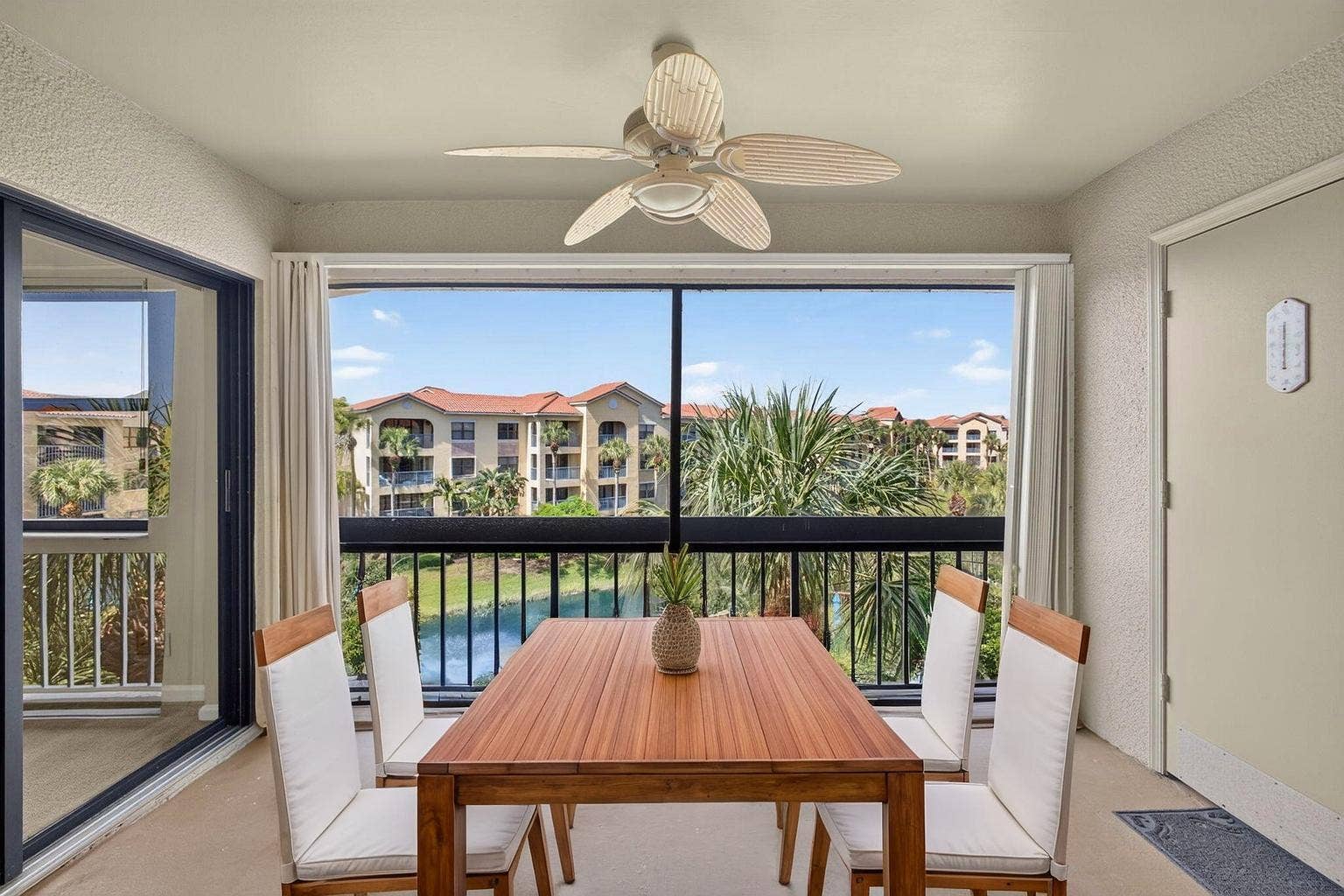 700 Uno Lago Drive, #403, Juno Beach, FL 33408 Virtual Staging