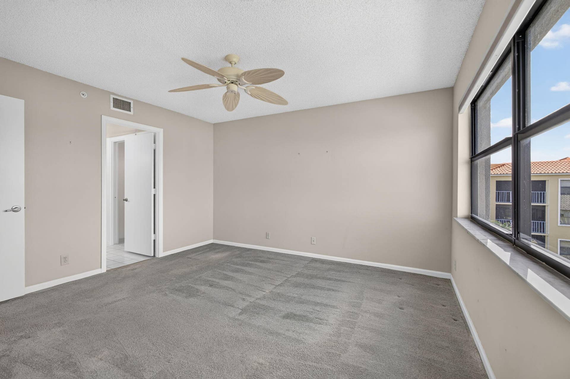 700 Uno Lago Drive, #403, Juno Beach, FL 33408 Primary Bedroom