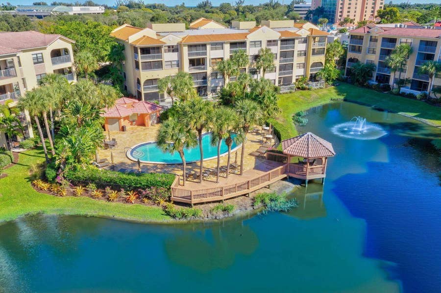 Property photo for 700 Uno Lago Drive, #403, Juno Beach, FL