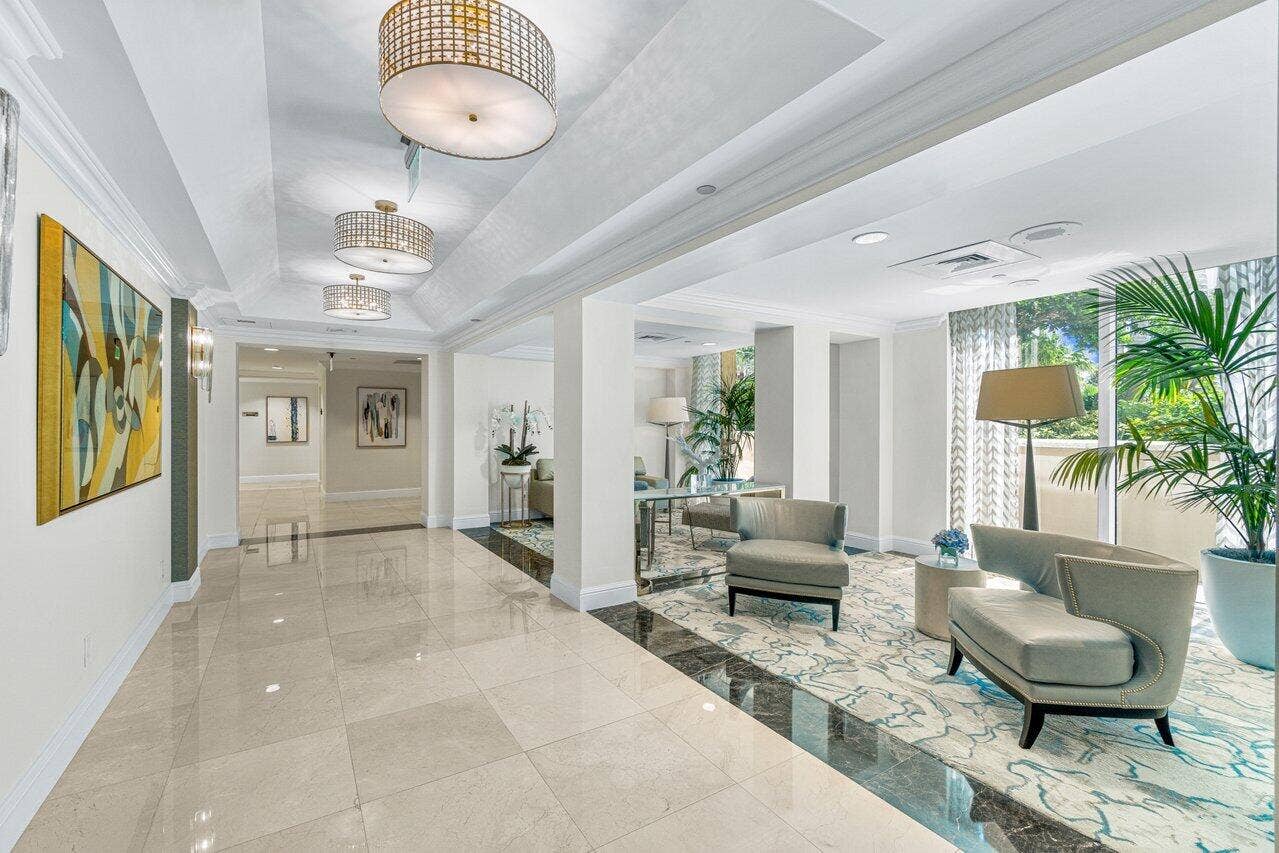 LOBBY LEVEL
