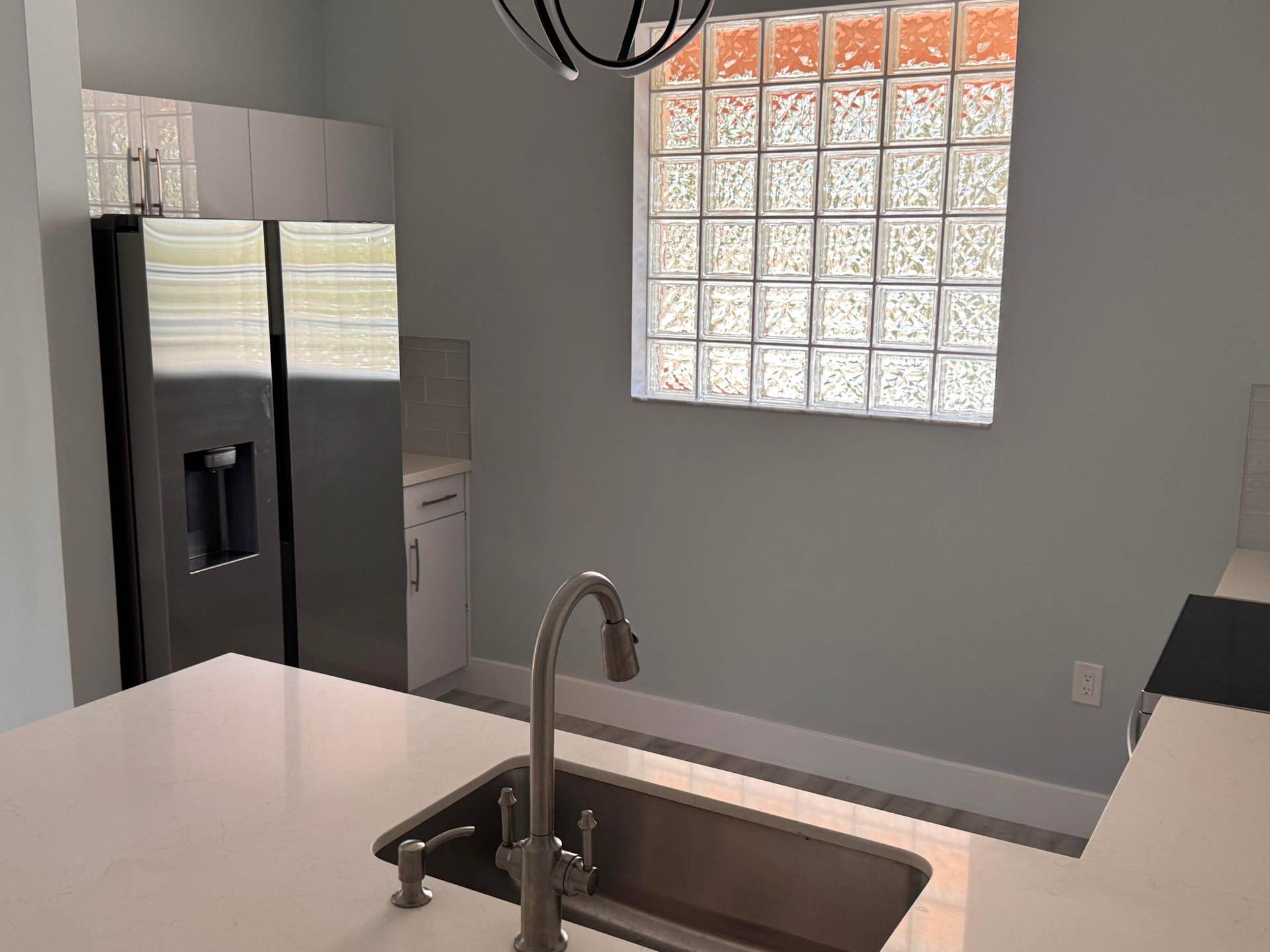 6936 SW 39th Street, #D203, Davie, FL 33314 KT SINK WITH G. DISPOSAL