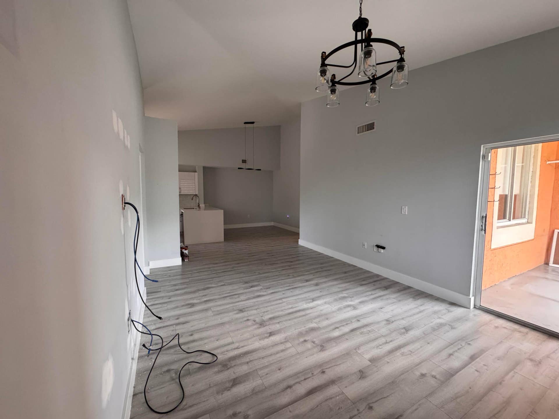 6936 SW 39th Street, #D203, Davie, FL 33314 LIVING AREA TO KT