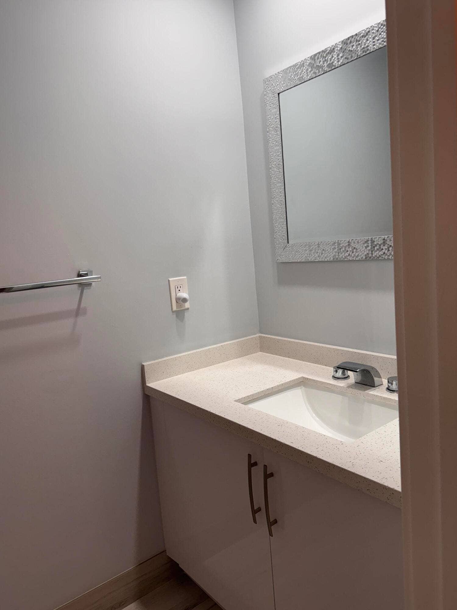 6936 SW 39th Street, #D203, Davie, FL 33314 IMG_5344