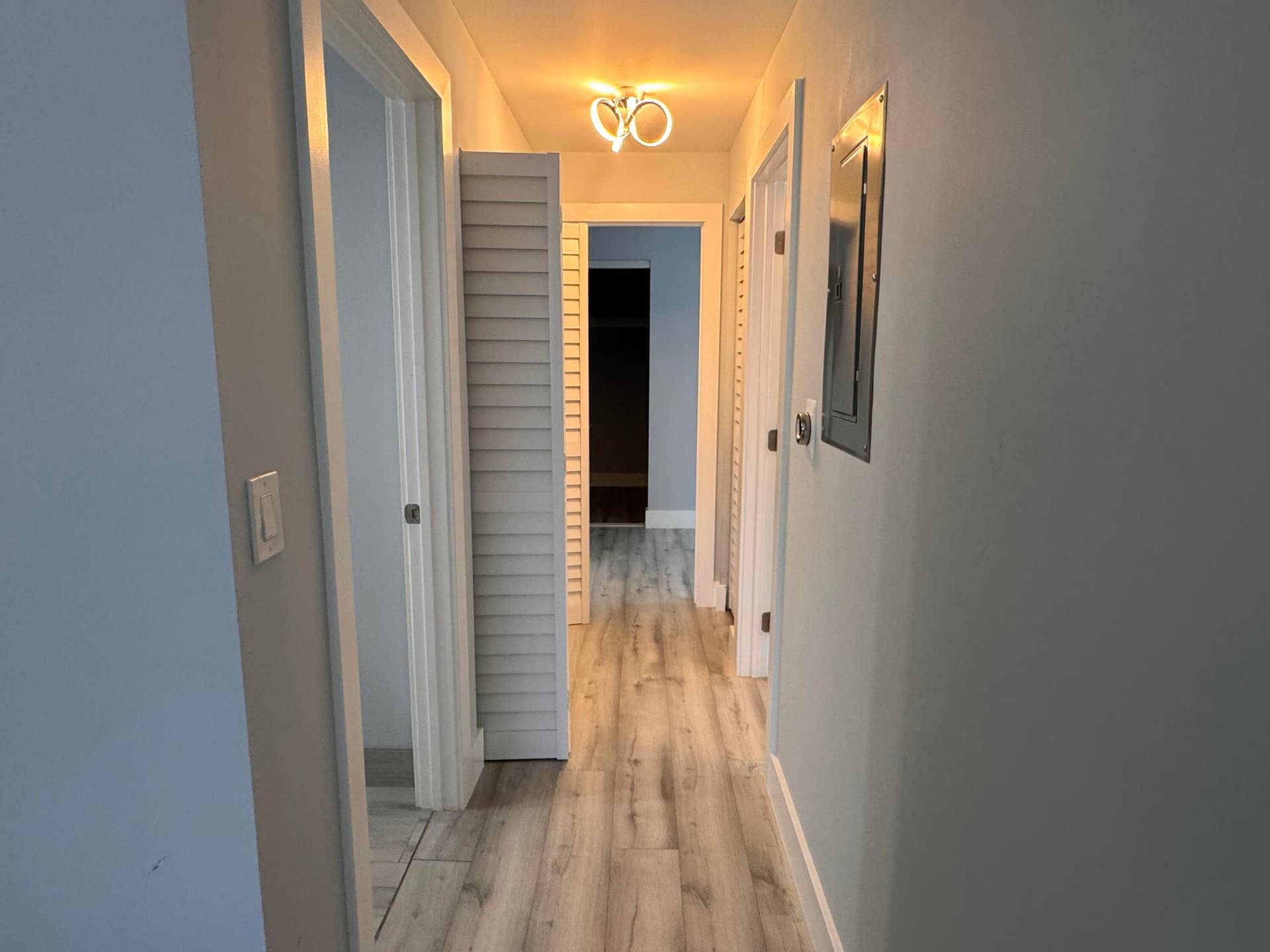6936 SW 39th Street, #D203, Davie, FL 33314 HALLWAY