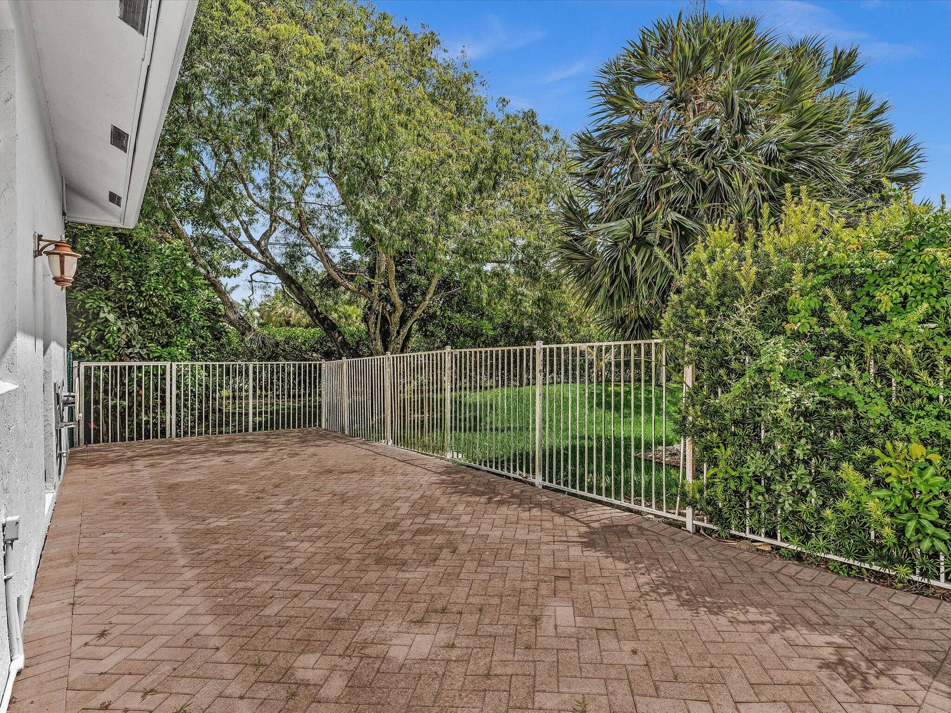 2602 SW 132nd Way, Davie, FL 33330 52-FPP00406
