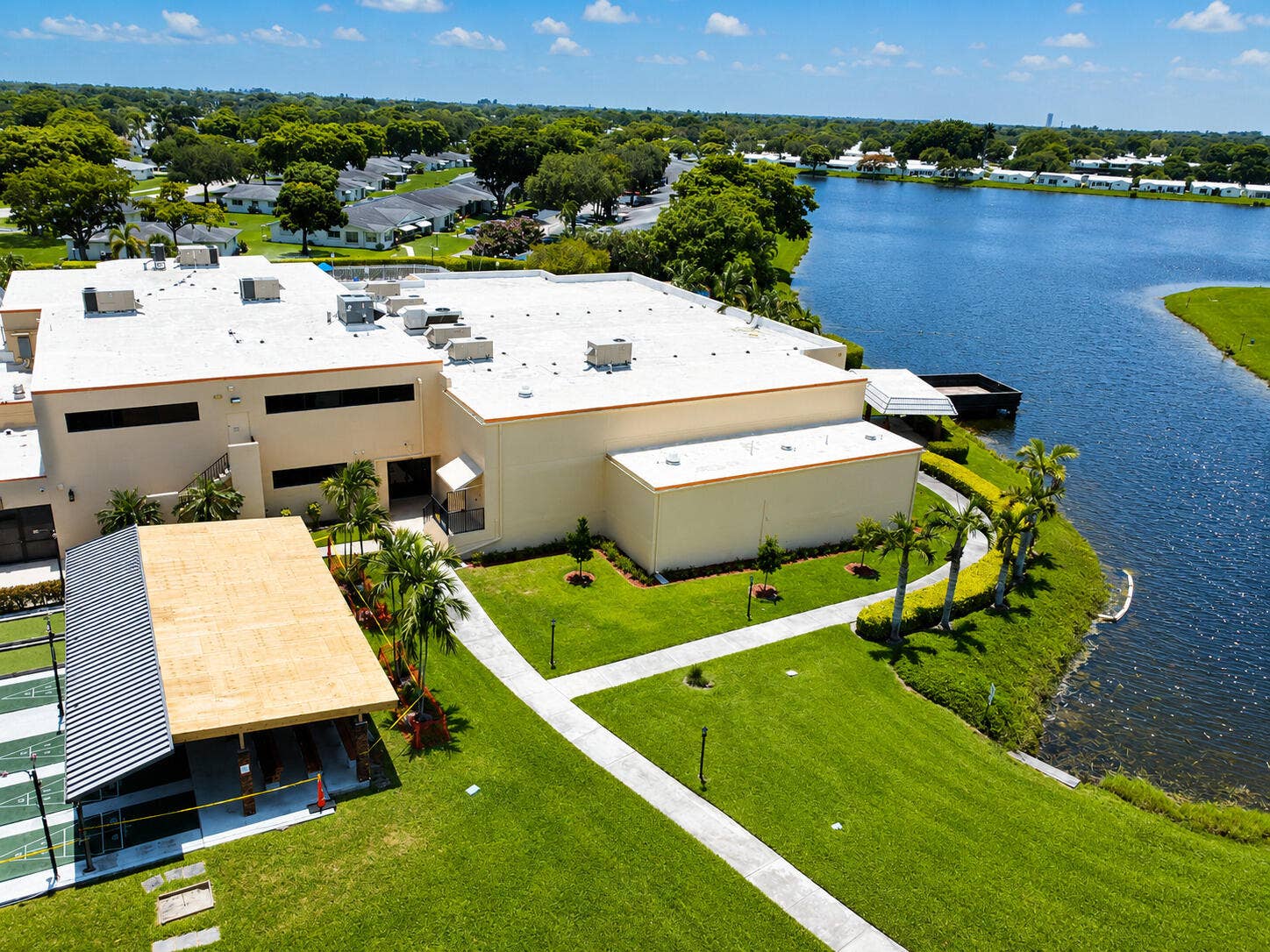 1266 NW 82nd Avenue, Plantation, FL 33322 Arial view of clubhouse/auditorium