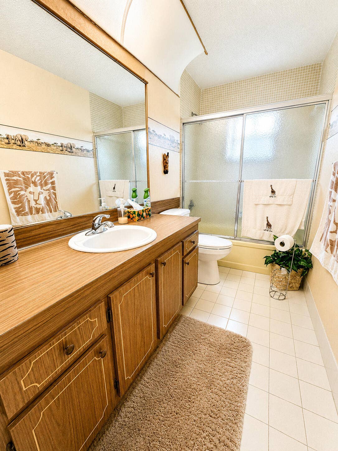 1266 NW 82nd Avenue, Plantation, FL 33322 Bathroom 2